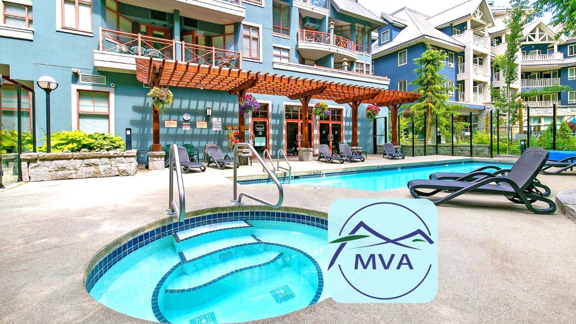 Alpenglow One Bedroom Penthouse By Mva Holiday home Whistler