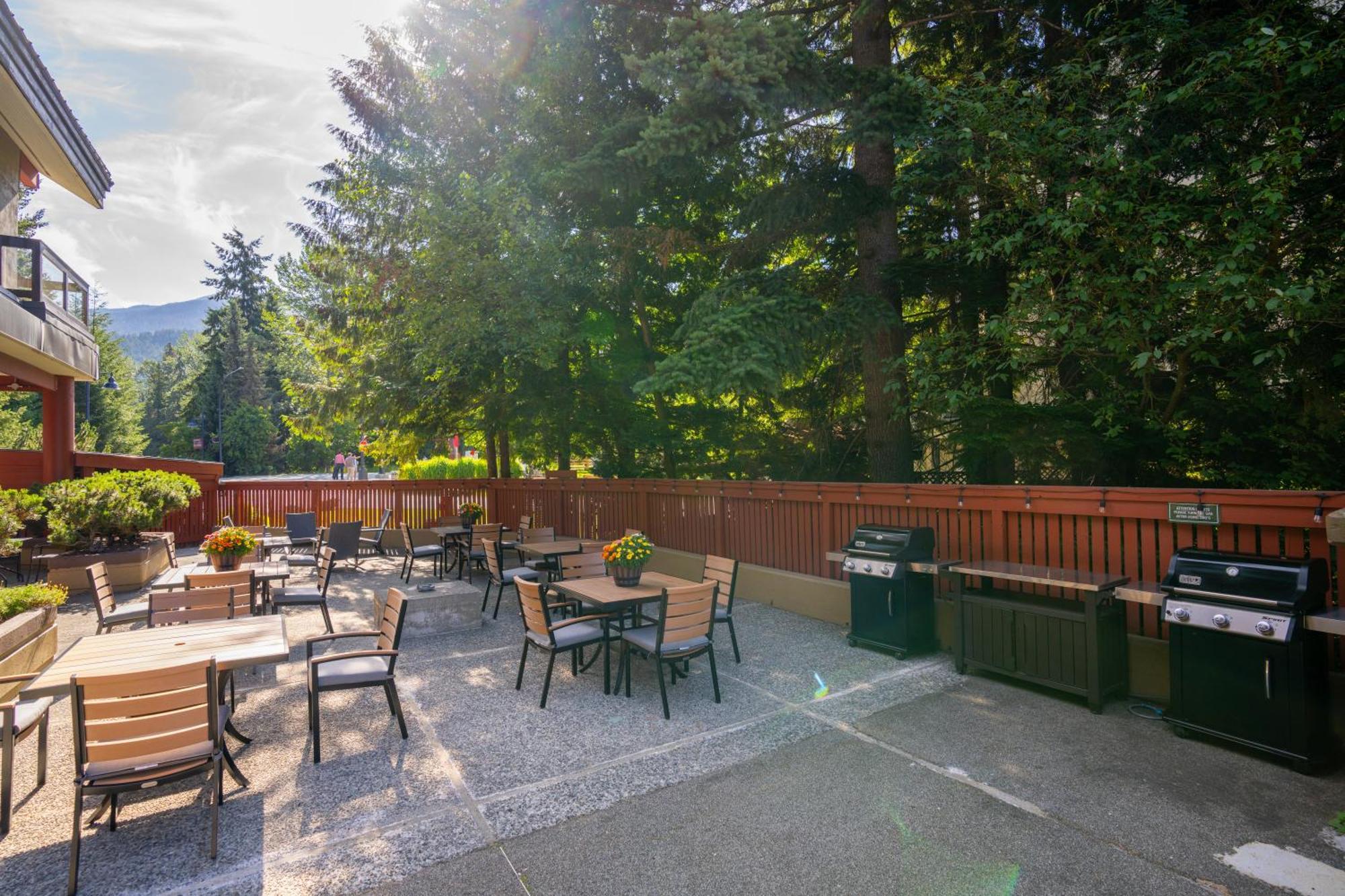 Hotel Village & Whistler