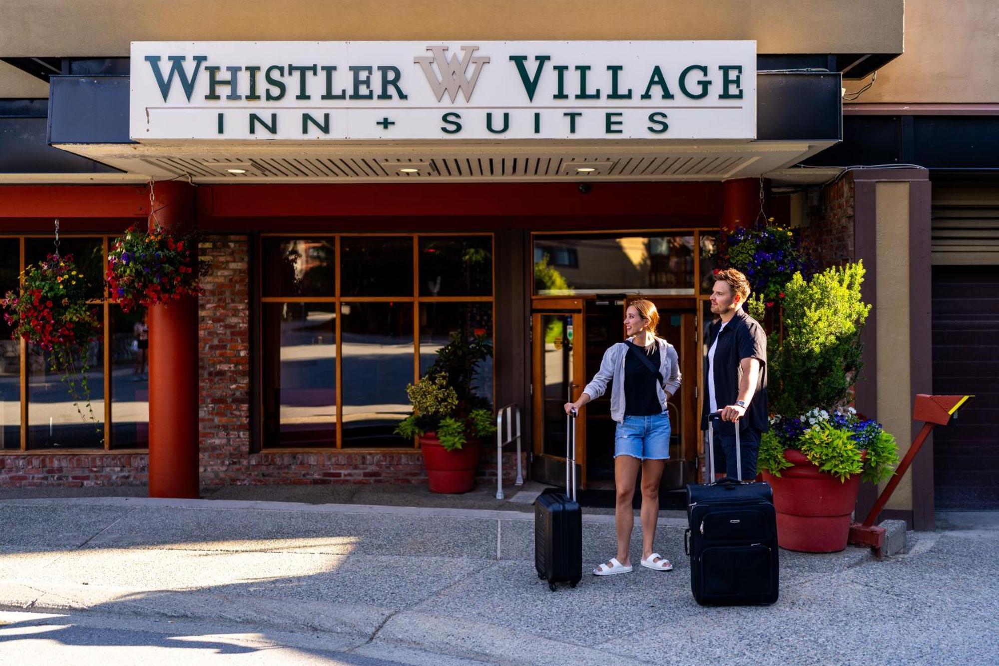 Village & Hotel 3*