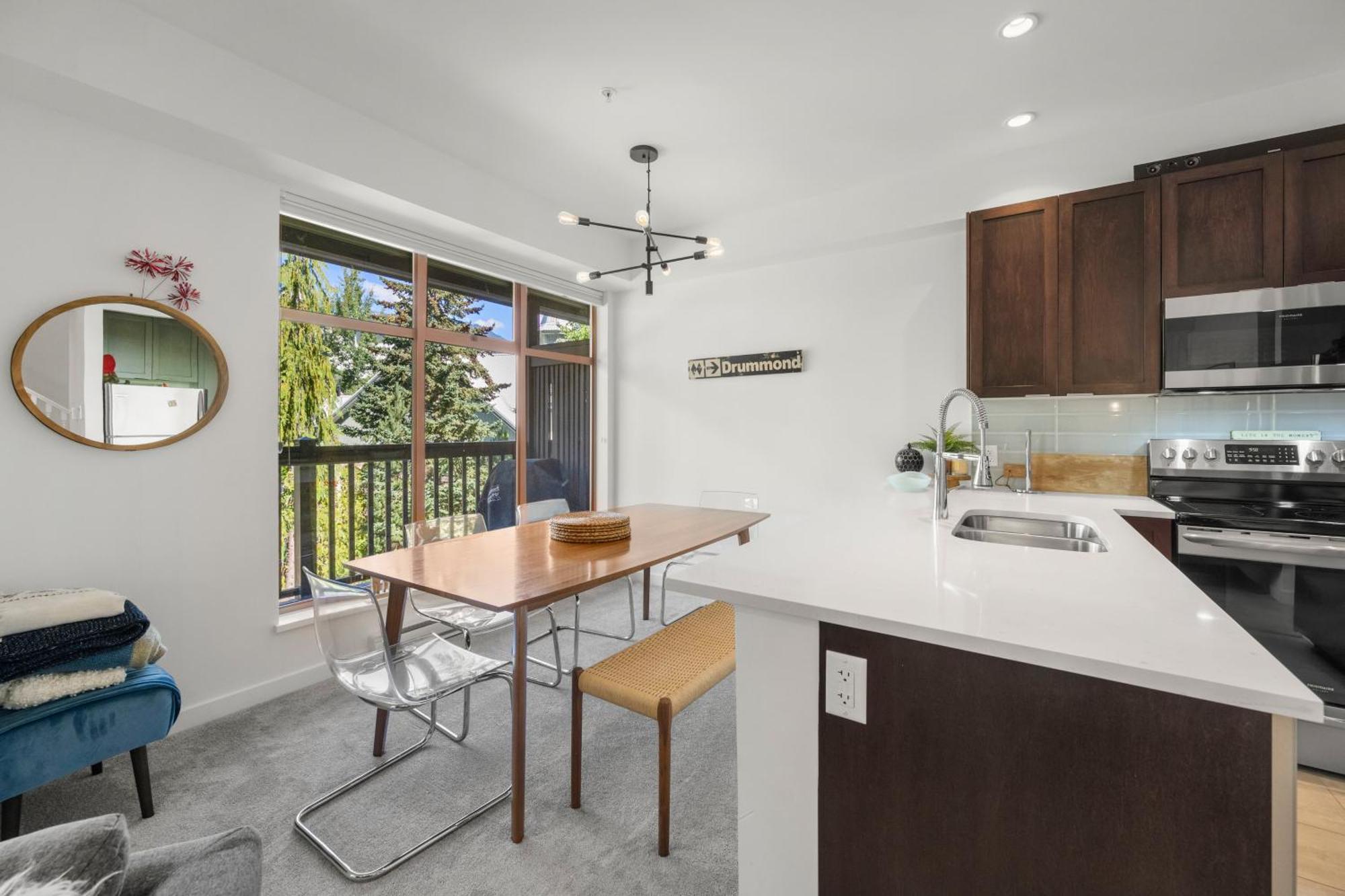 Stoney Creek Northstar By Premier Apartment *