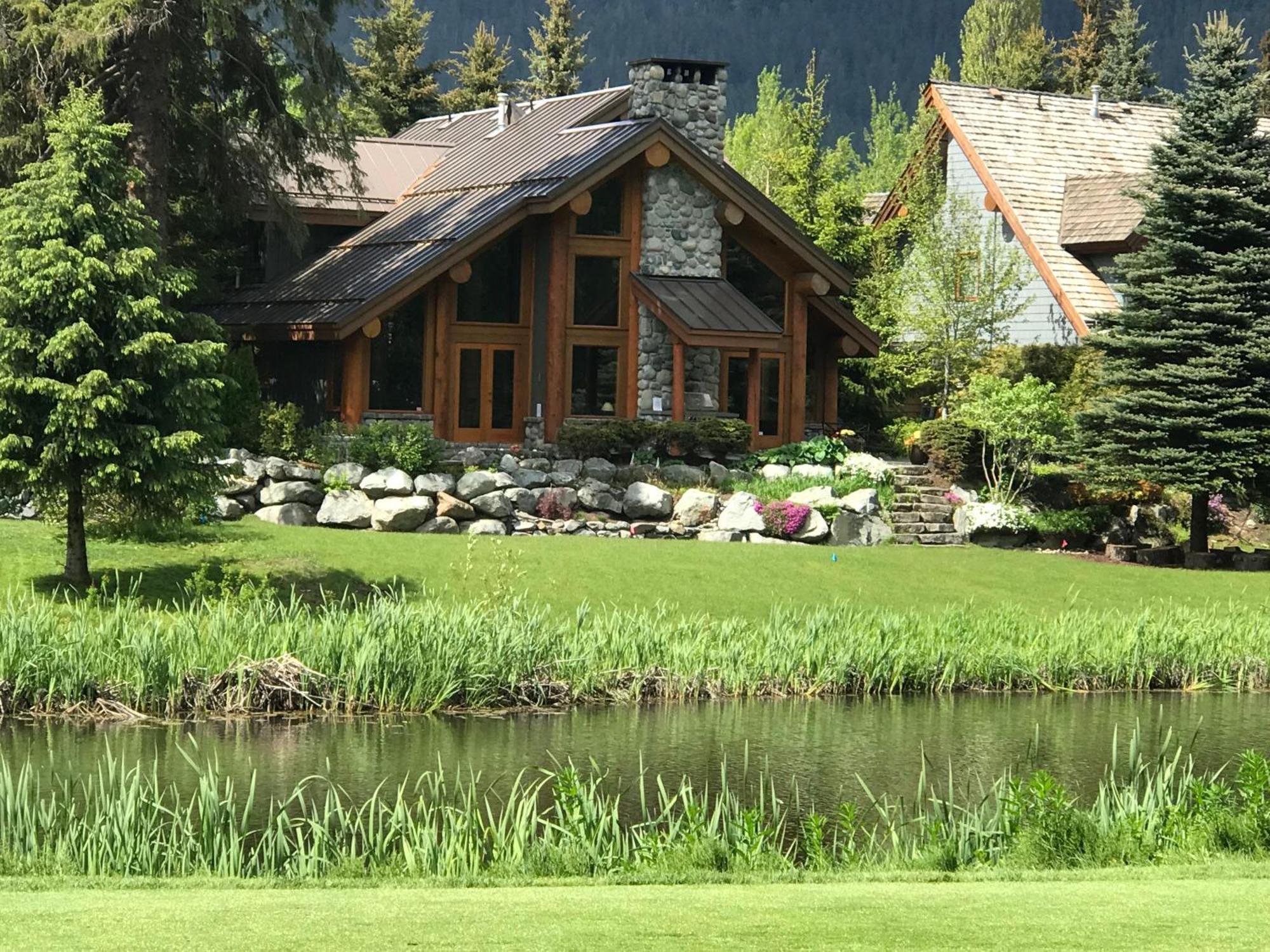 8140 Nicklaus North *