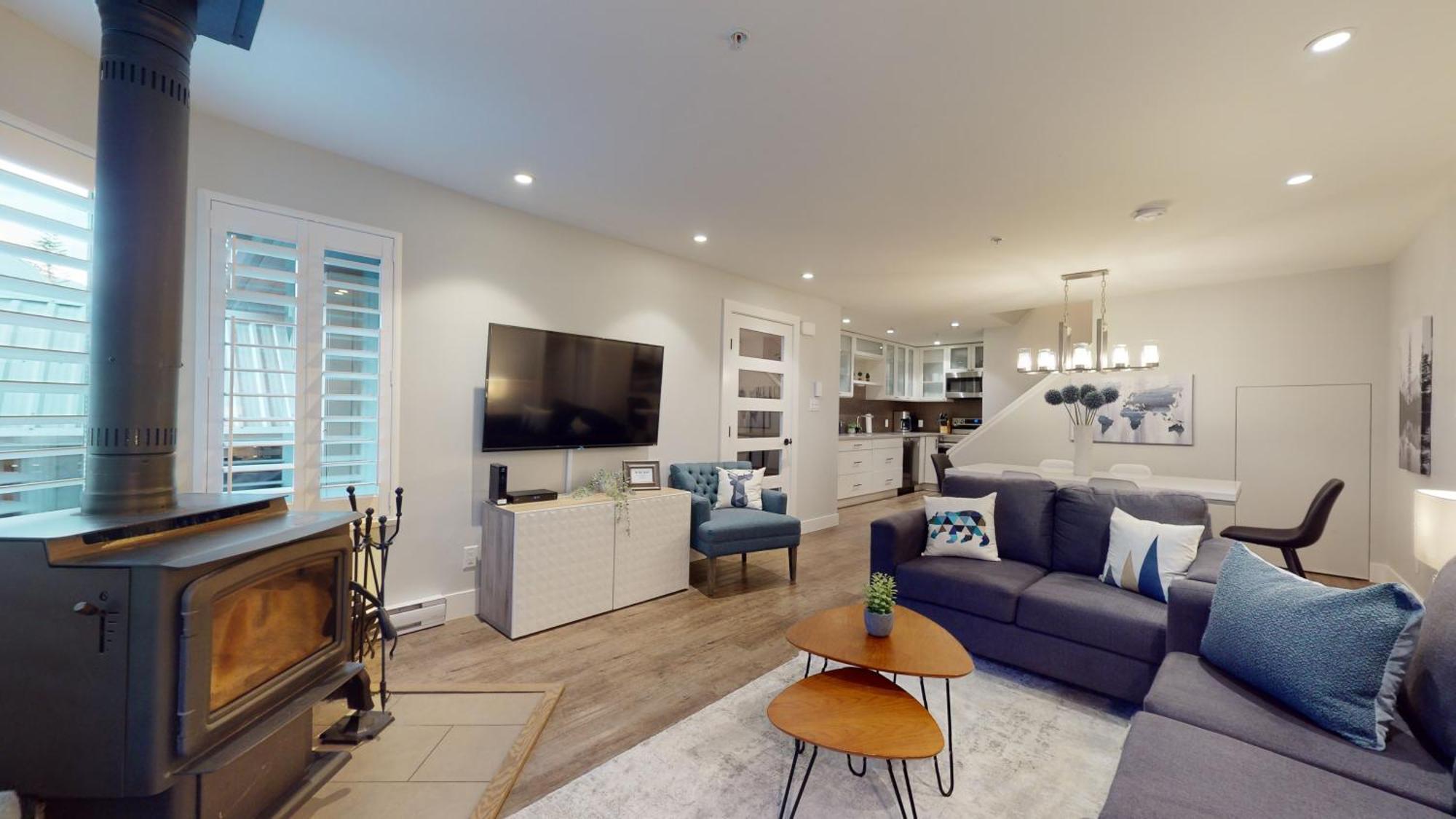 2br Renovated Townhouse In Benchlands By Harmony Holiday home