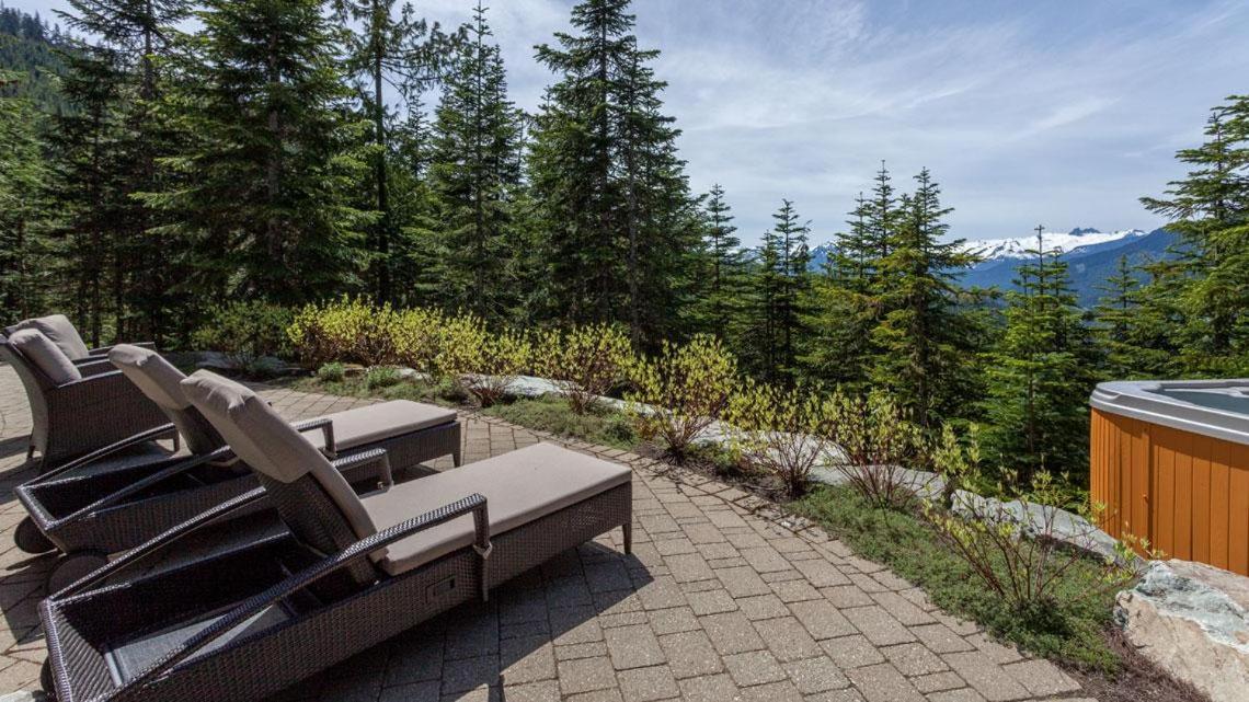 Kadenwood 2972 | Mountainside With Hot Tub, Views, Pool Table & Outdoor Fireplace *