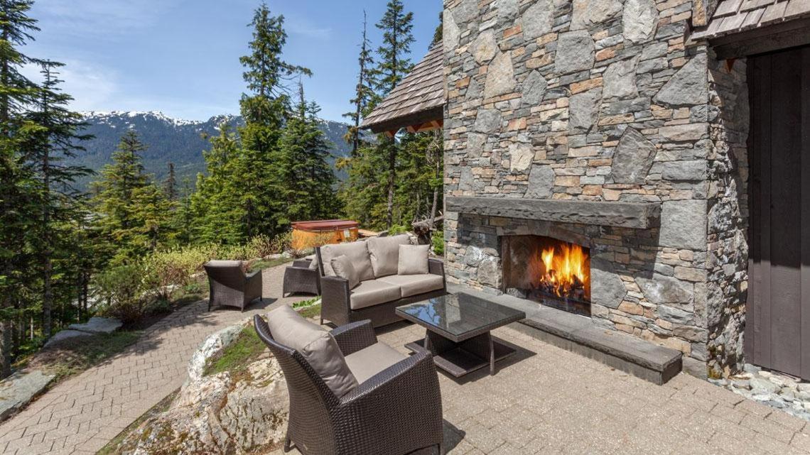 Kadenwood 2972 | Mountainside With Hot Tub, Views, Pool Table & Outdoor Fireplace * Whistler