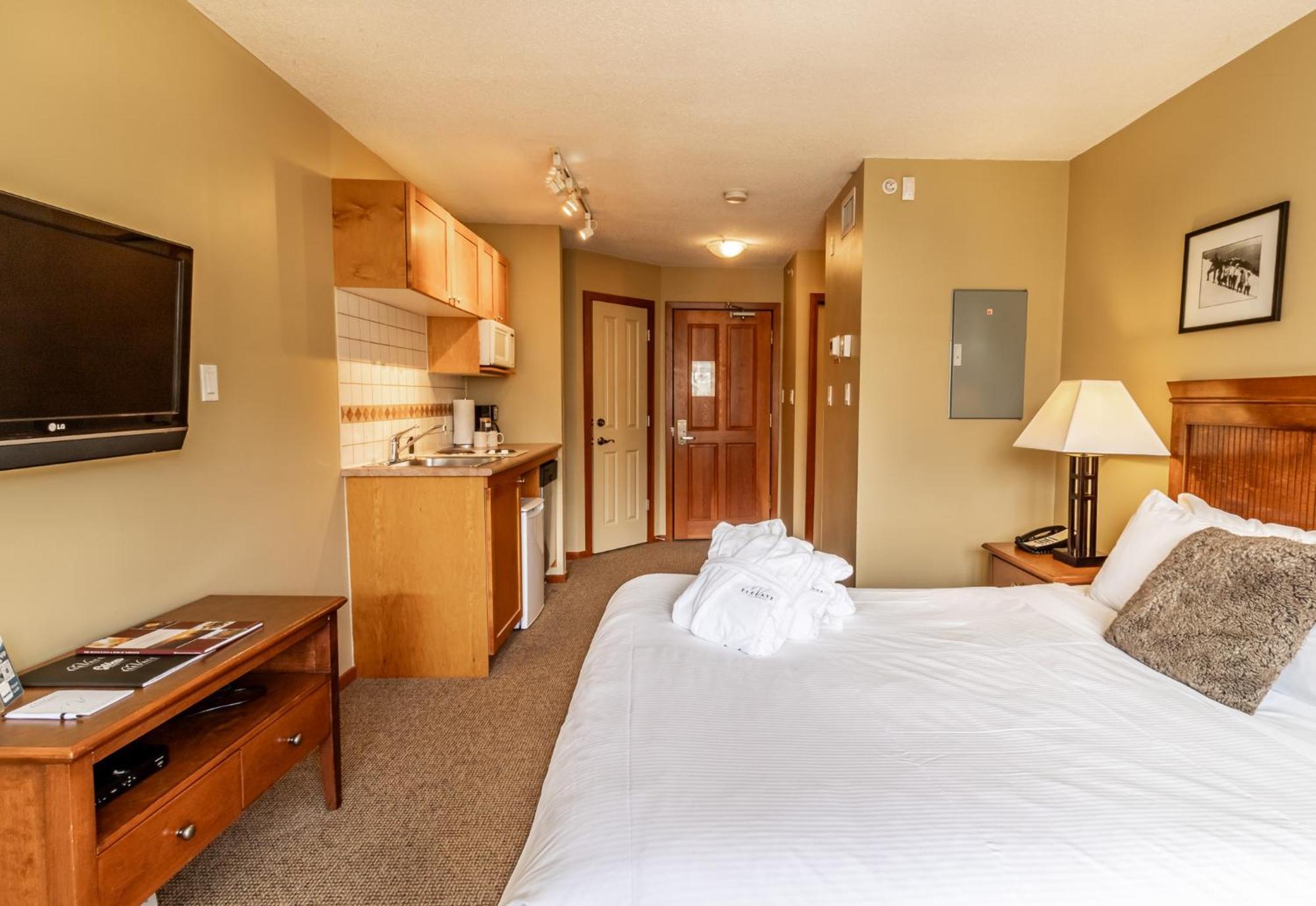 Cascade By Elevate Vacations Apartment Whistler
