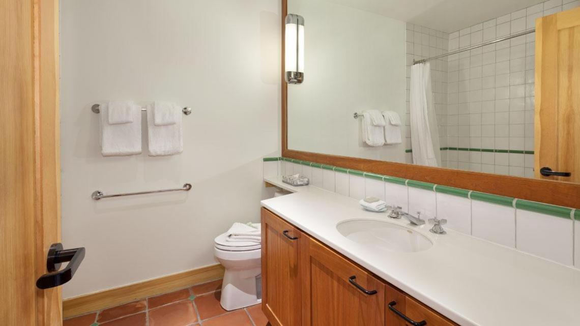 Cedar Creek B | Ski-in, Ski-out Townhome, Private Hot Tub, Walk To Village, Free Village Shuttle Holiday home *