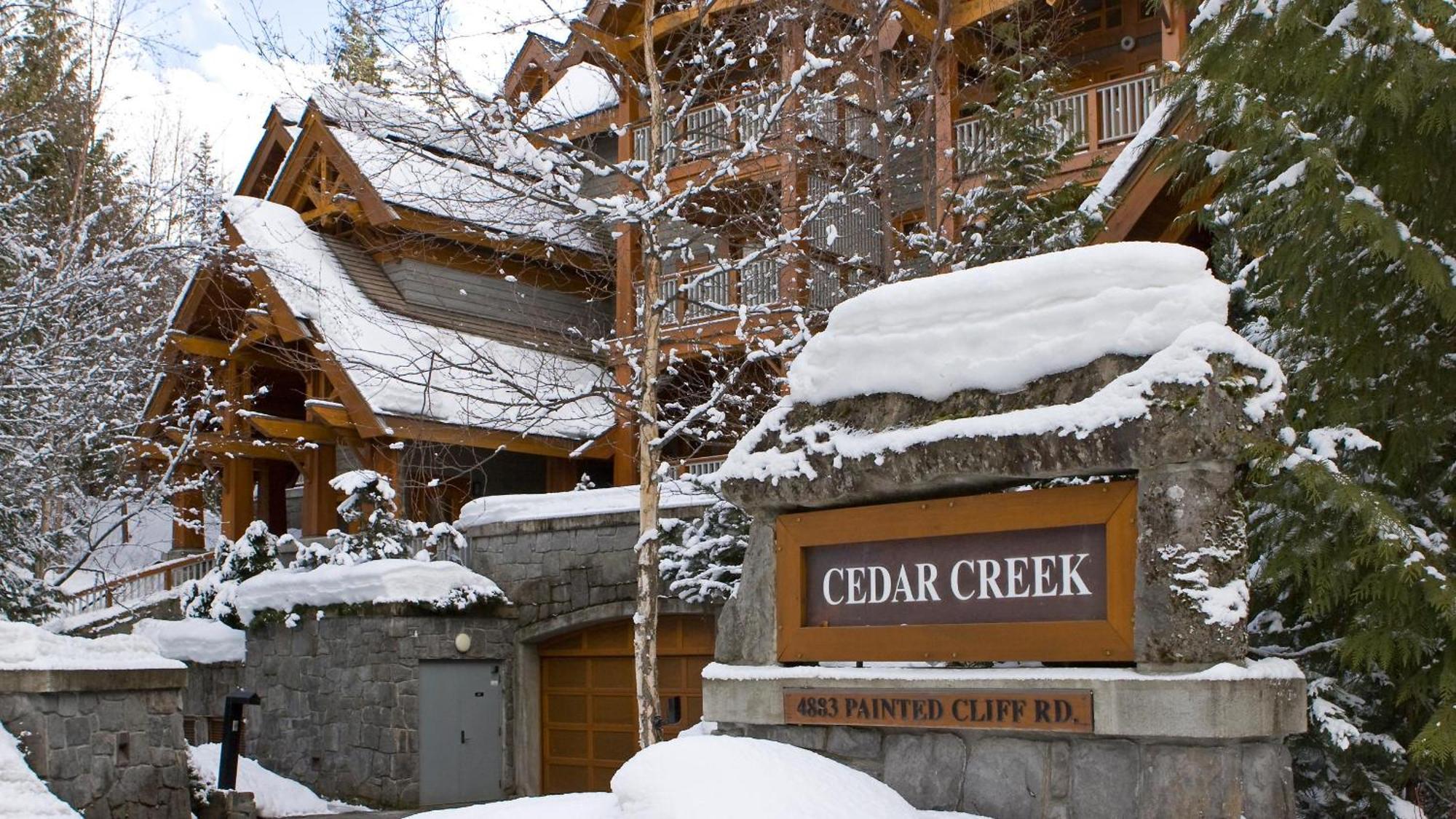 Cedar Creek B | Ski-in, Ski-out Townhome, Private Hot Tub, Walk To Village, Free Village Shuttle Holiday home Whistler