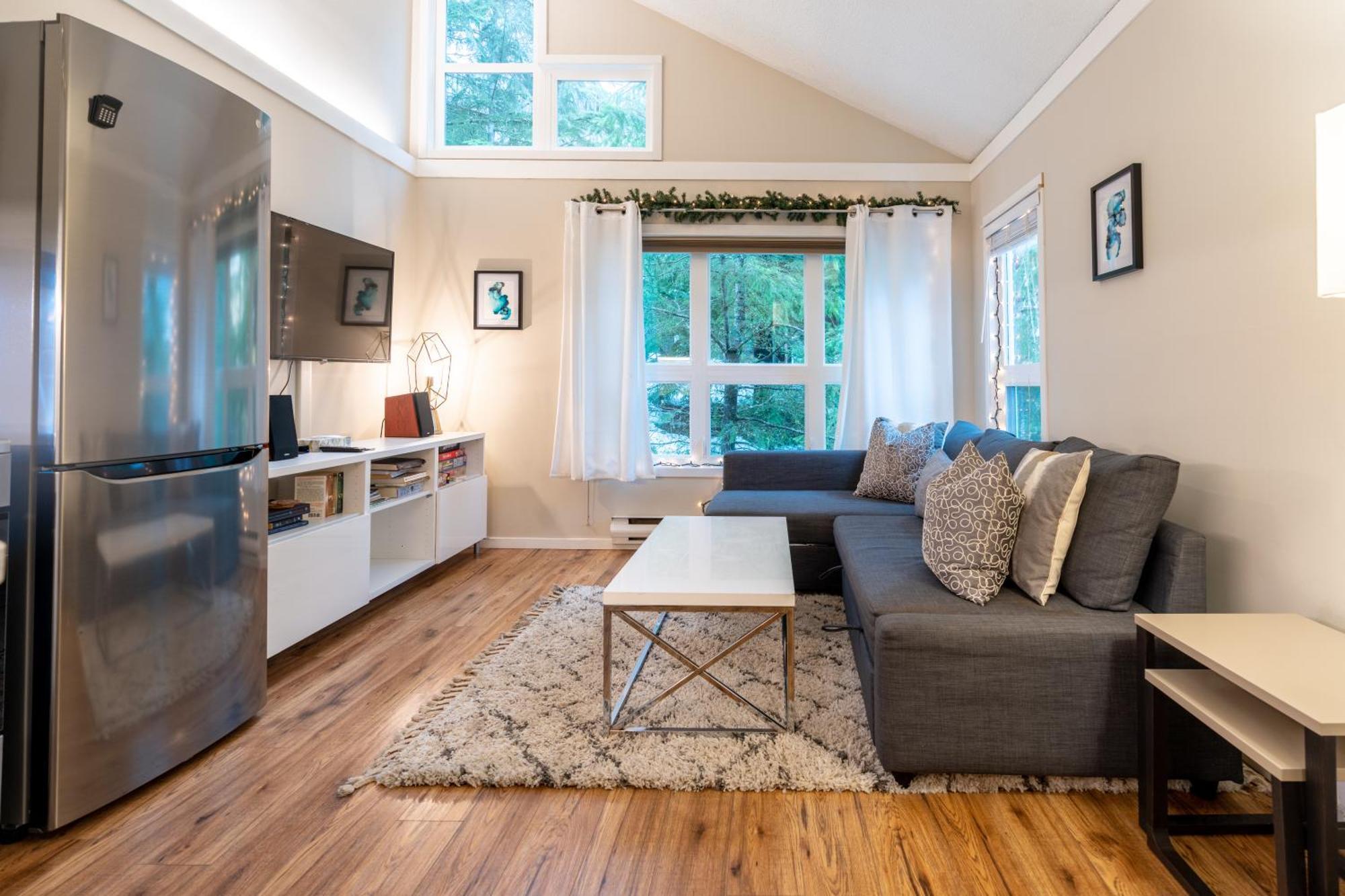 Nest 5m To Creekside Gondola * Whistler