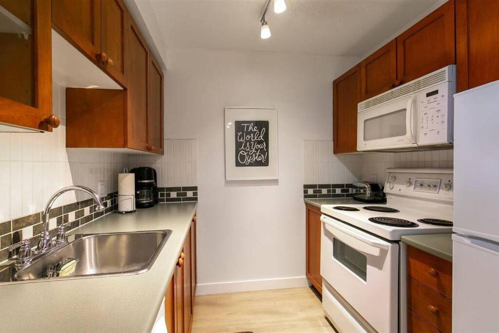 Cozy Townhouse In Village North Whistler