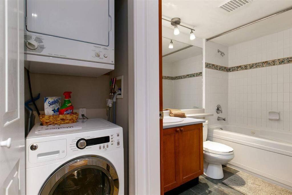 Apartment Cozy Townhouse In Village North Whistler