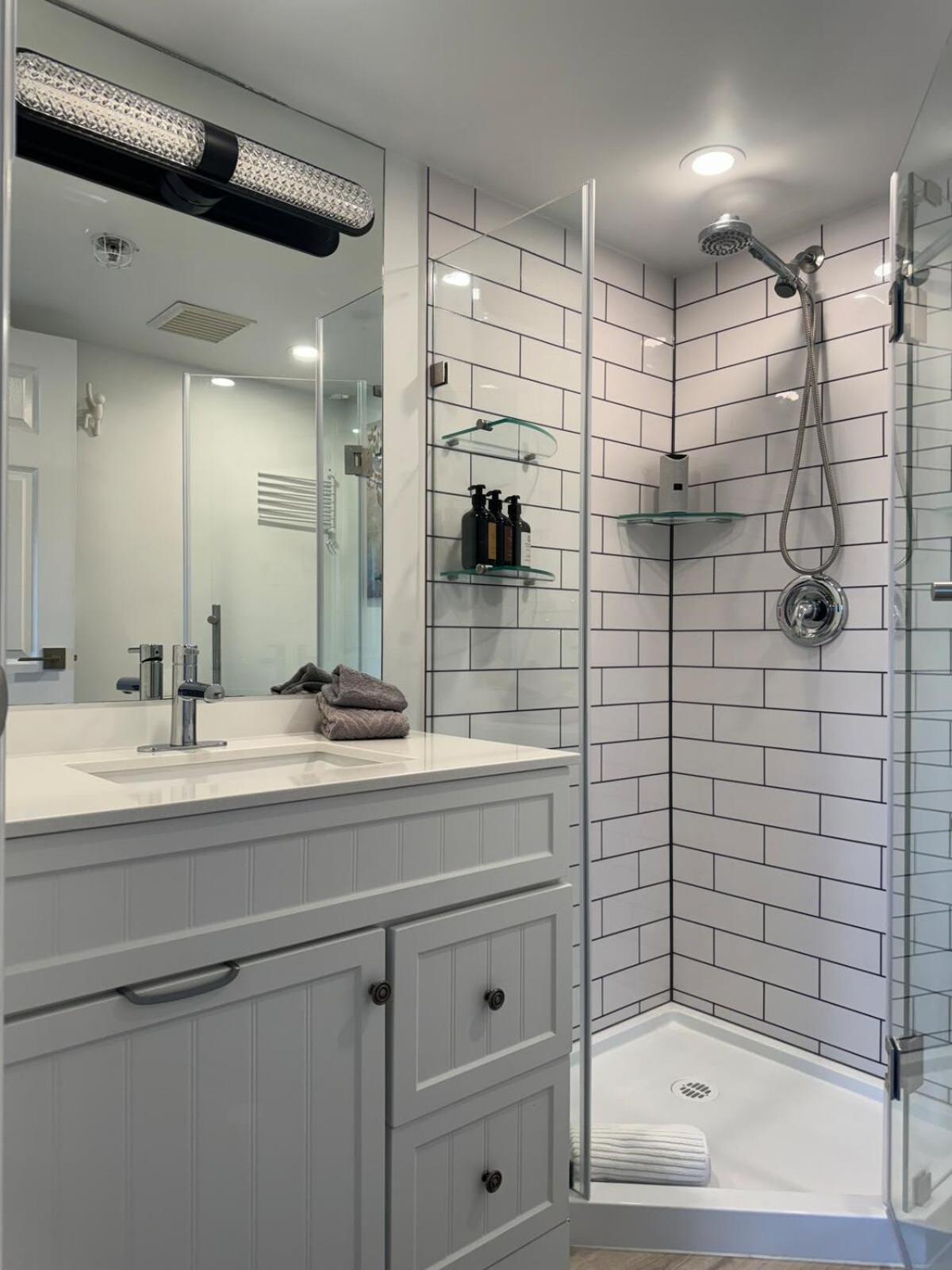 2br Unit *