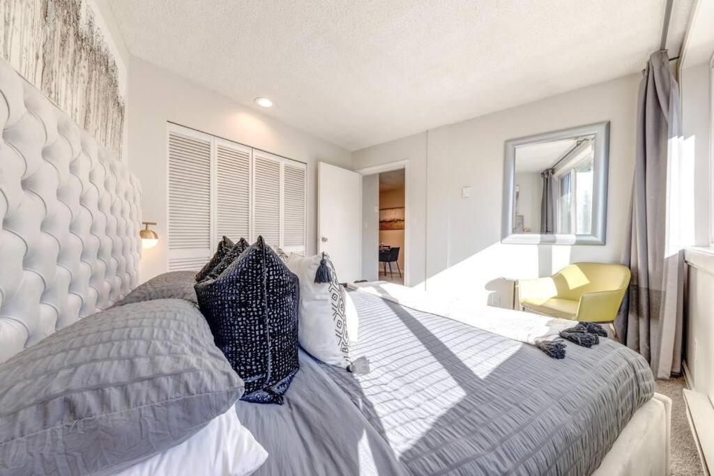 Apartment 1bd Unit In The Heart Of Village