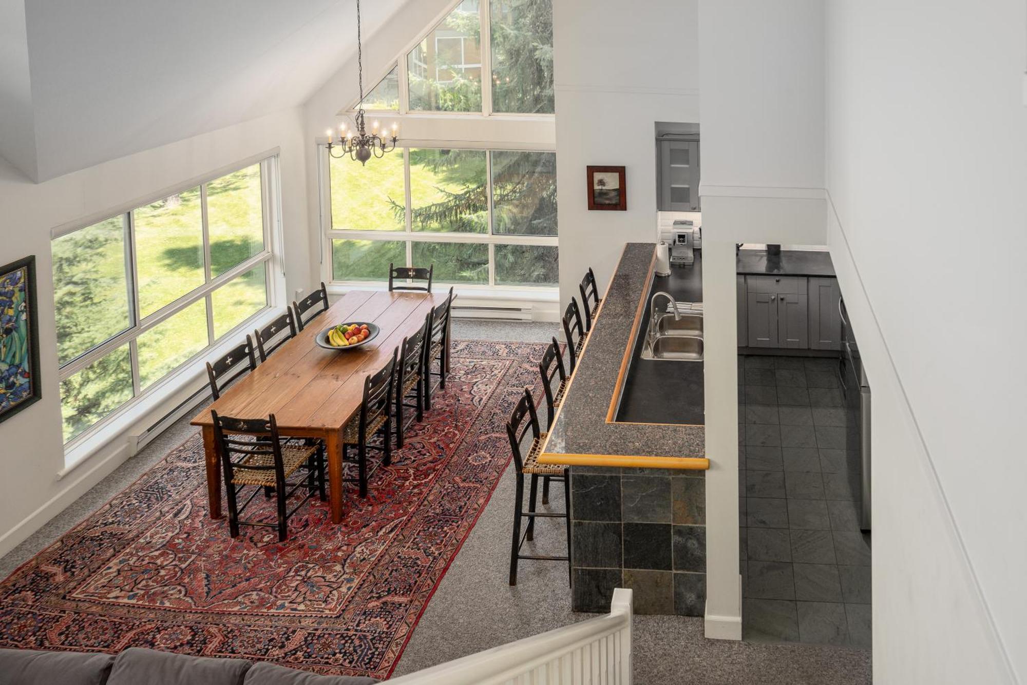 Gorgeous With Fairway Views By Harmony Whistler