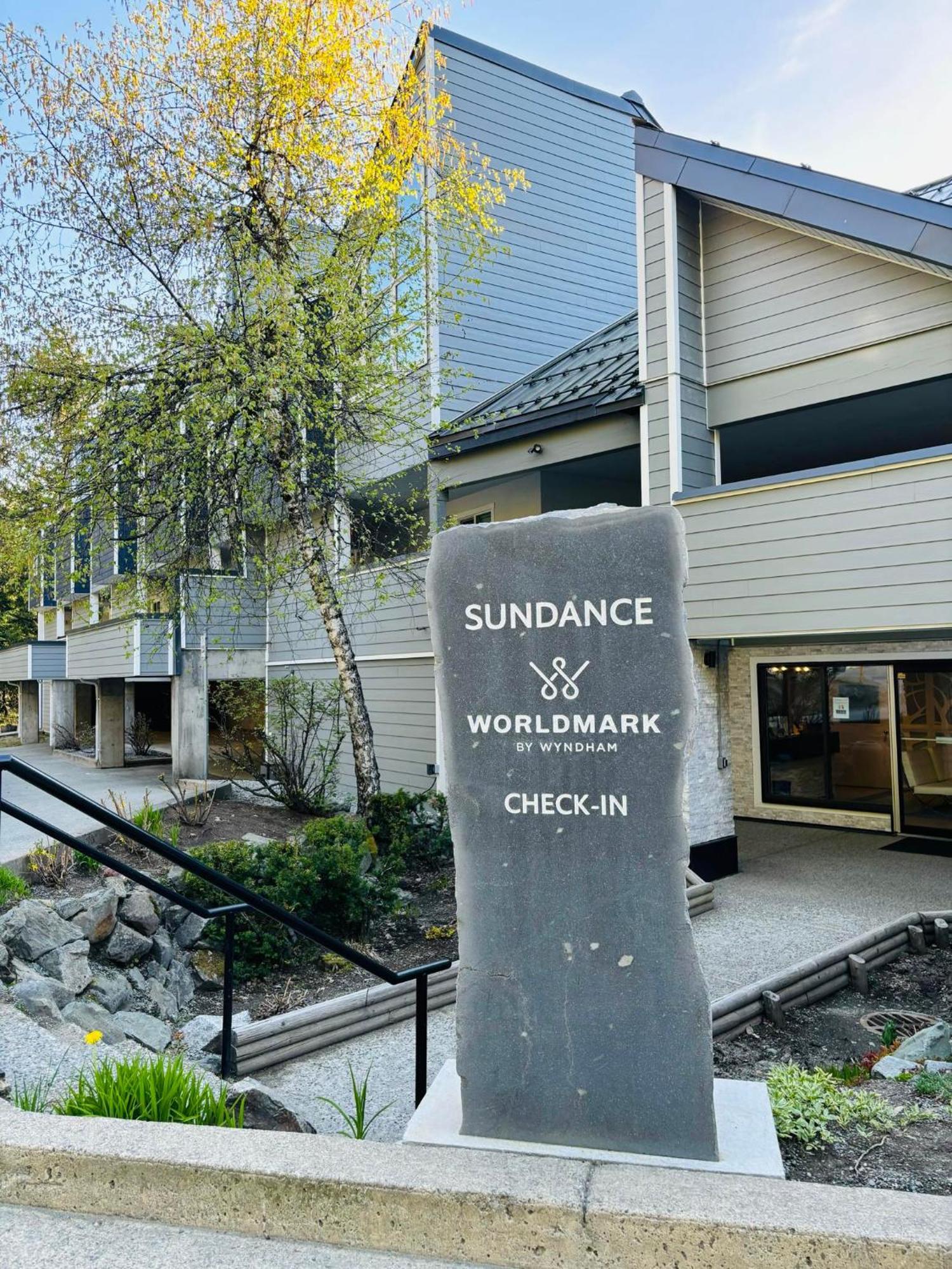Amazing Views 2 Br/2 Ba In Out Whistler