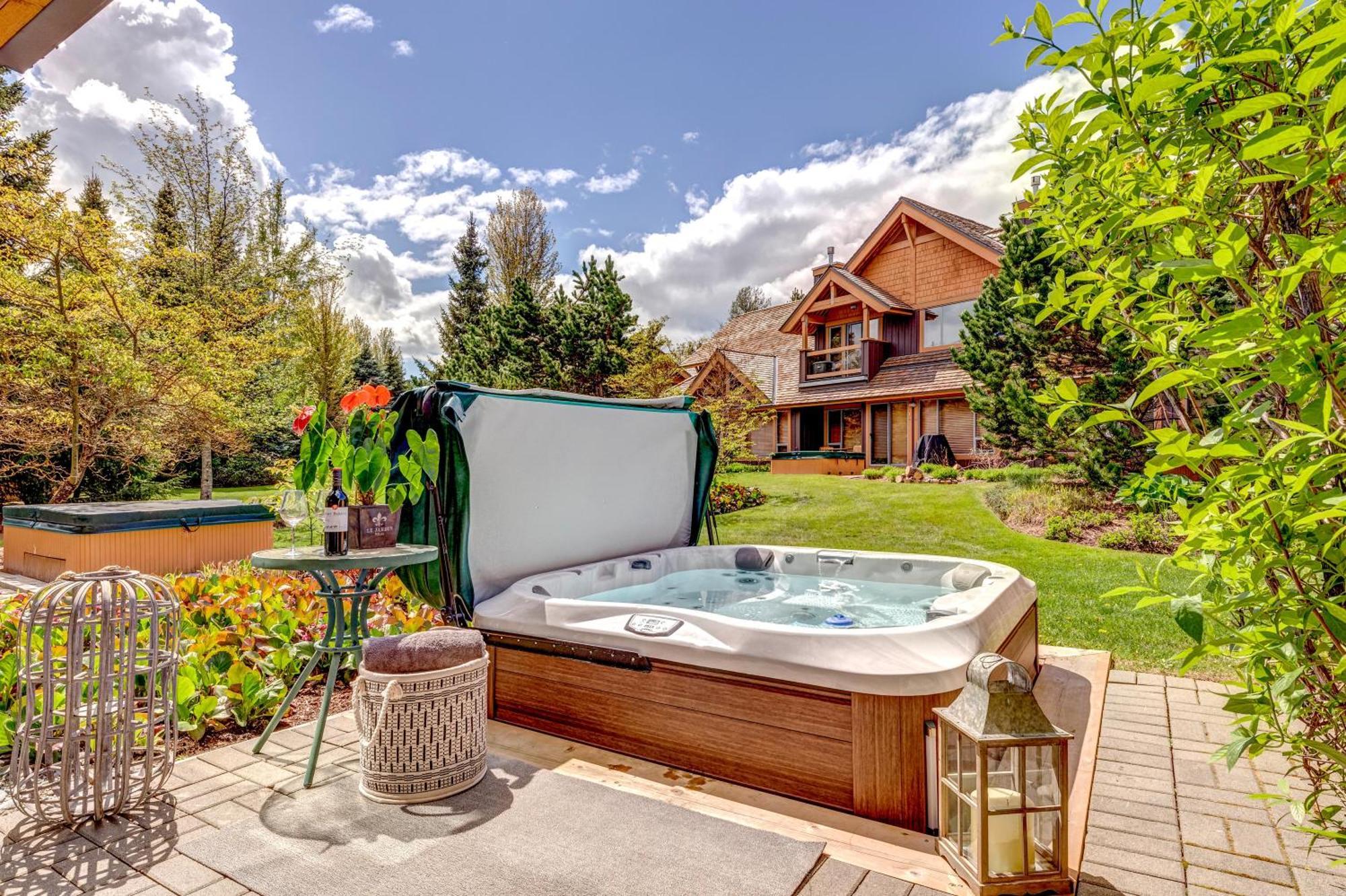 Montebello 4864 Whistler