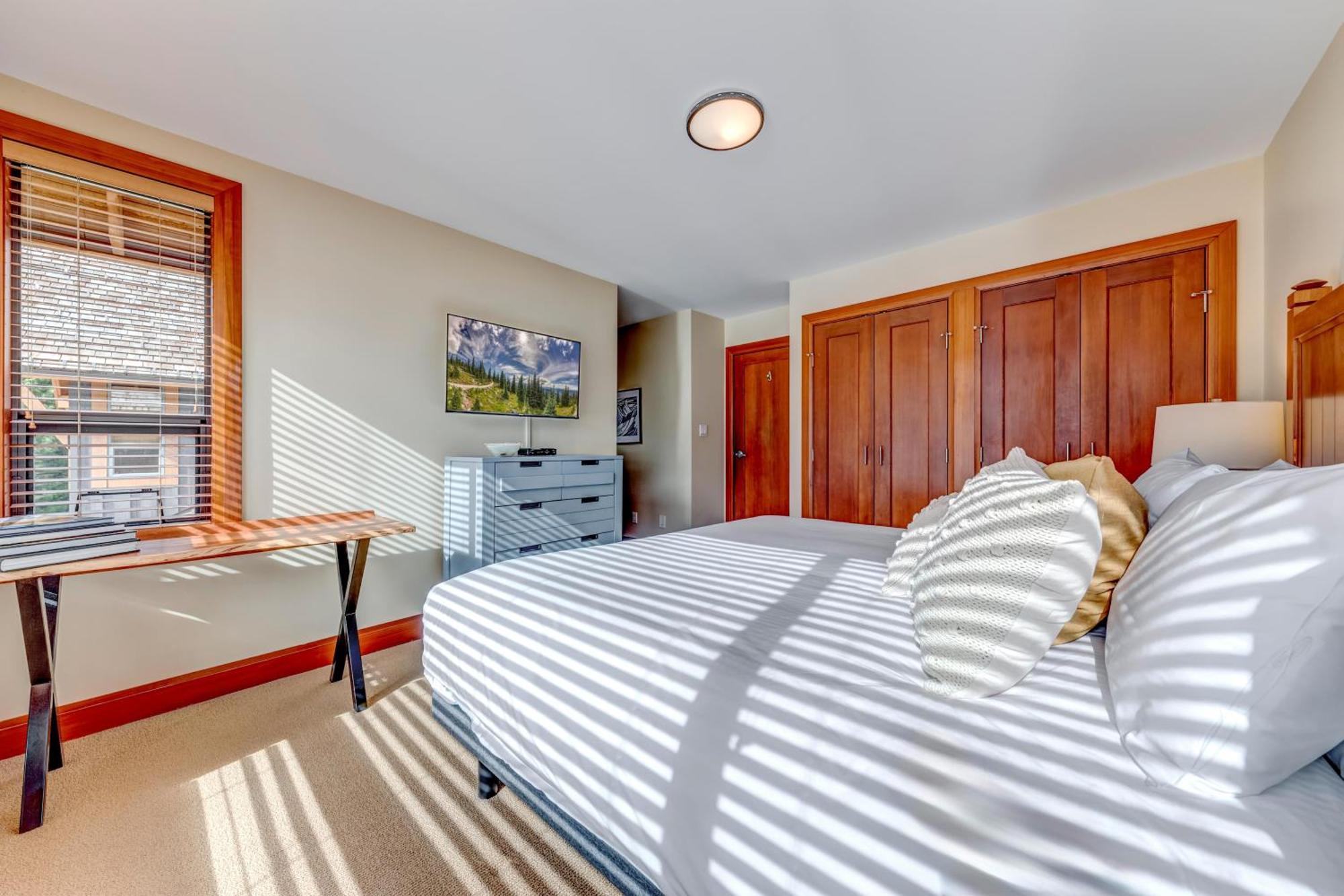 Montebello 4864 Whistler