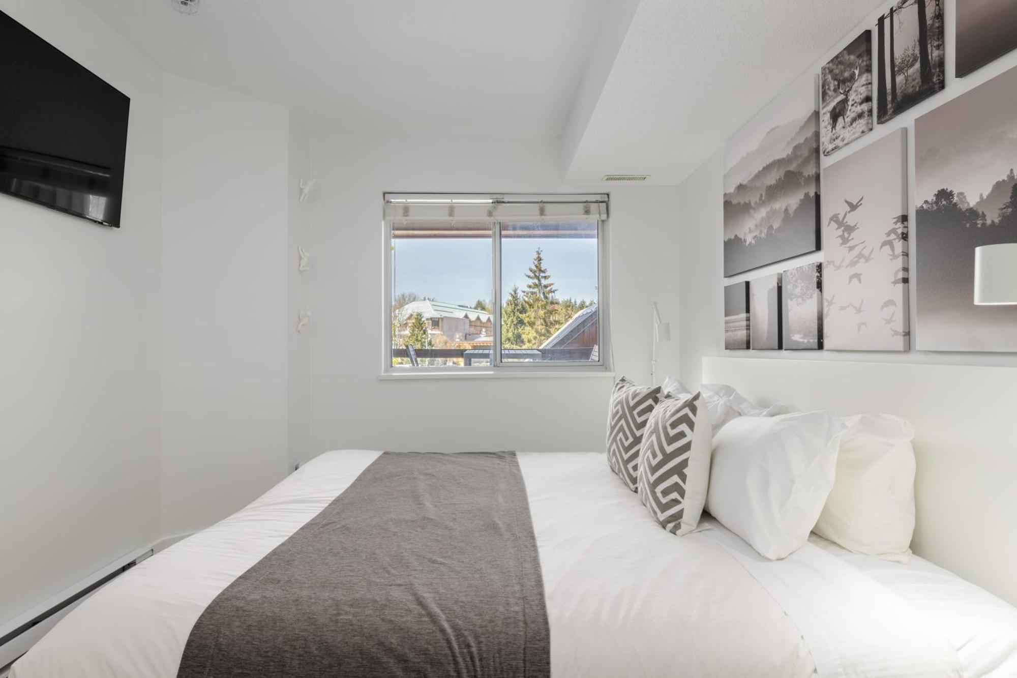 2br Unit