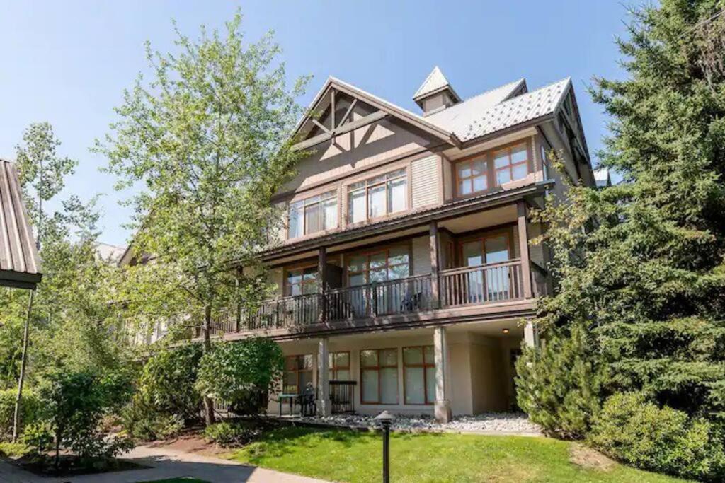 Beautiful 1br 1ba At Northstar-whistler, Bc Apartment