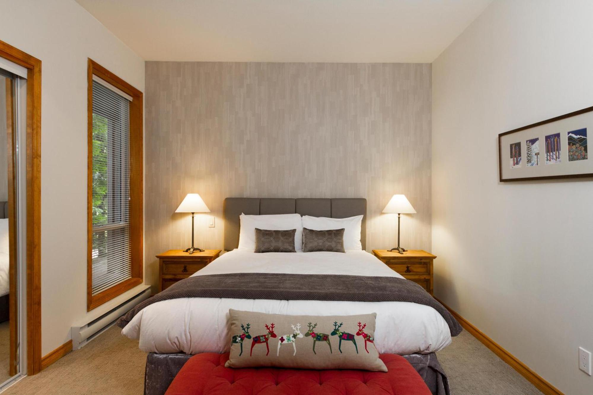 Painted Cliff 31 | Ski-in Ski-out Townhome Close To Upper Village W/ Hot Tub & Parking * Whistler
