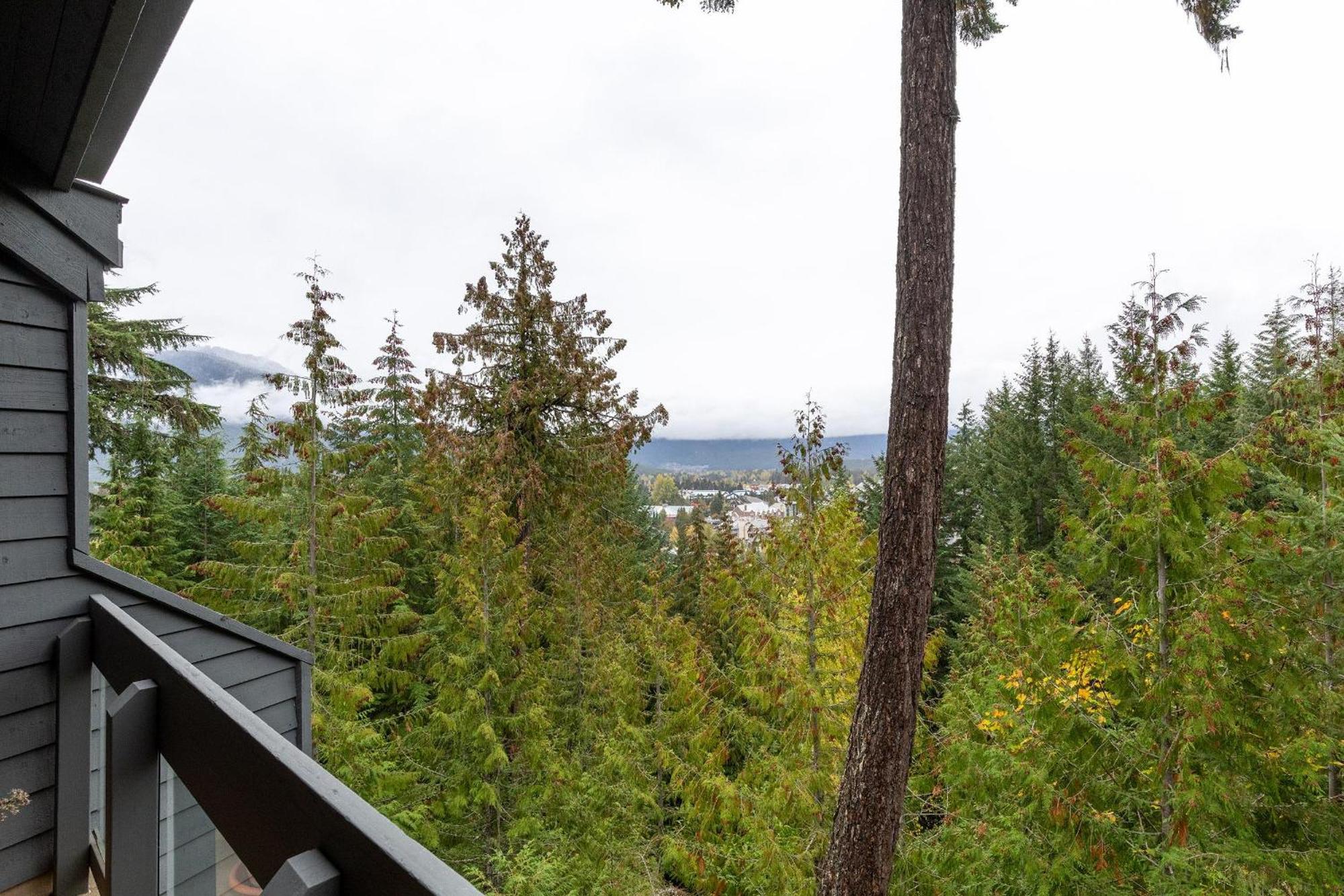 Northern Lights 16 | Large 4-bed Townhome Near To Village W/ Hot Tub, Steam & Parking *