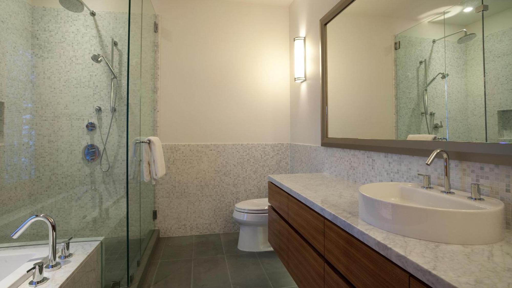 Kadenwood 2951 - Guest Favorite Luxury With Jacuzzi, Heated Pool & Cinema Holiday home *