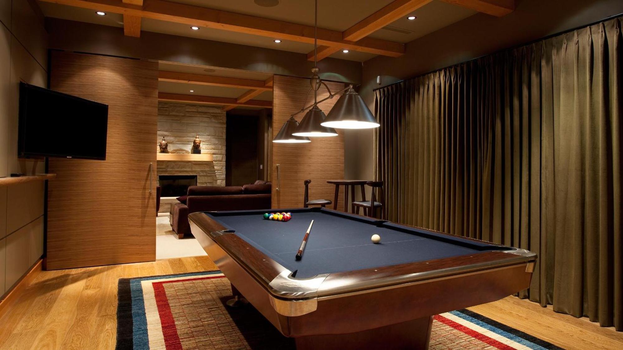 Kadenwood 2951 - Guest Favorite Luxury With Jacuzzi, Heated Pool & Cinema Holiday home