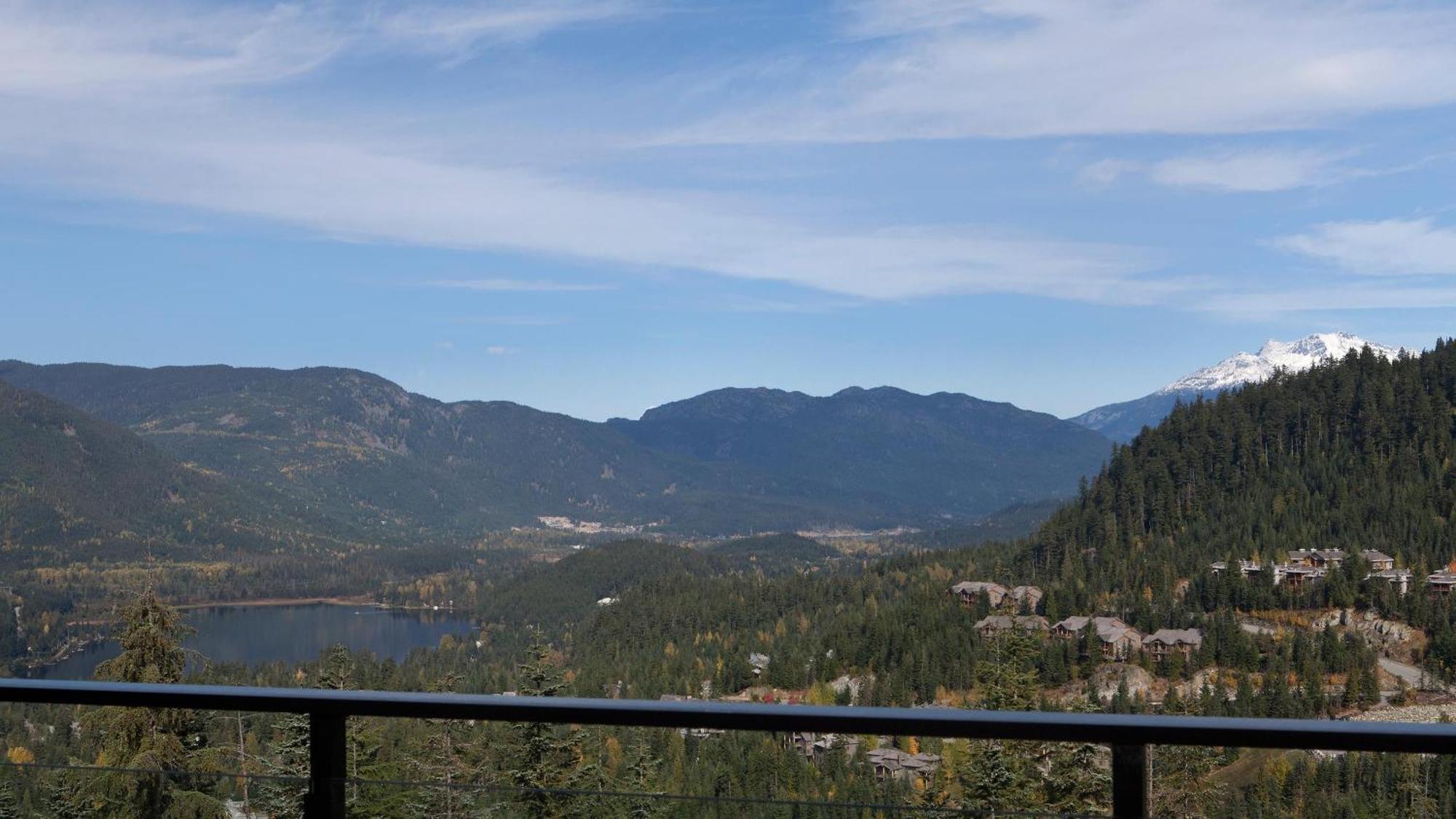 Kadenwood 2951 - Guest Favorite Luxury With Jacuzzi, Heated Pool & Cinema