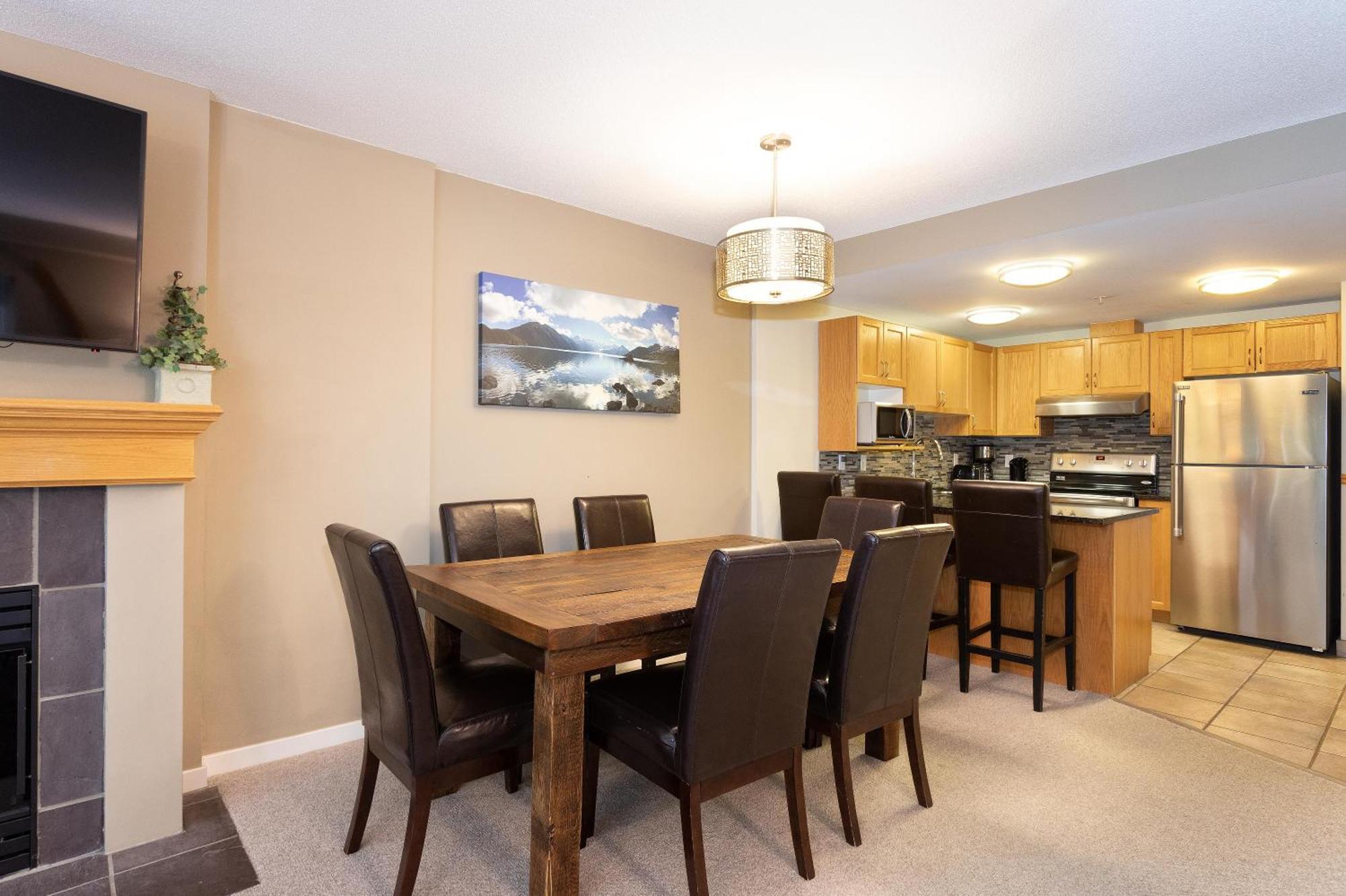 Holiday home Woodrun 514 | Ski-in Ski-out W/ Pool, Hot Tub, Free Parking, Wifi & Laundry *