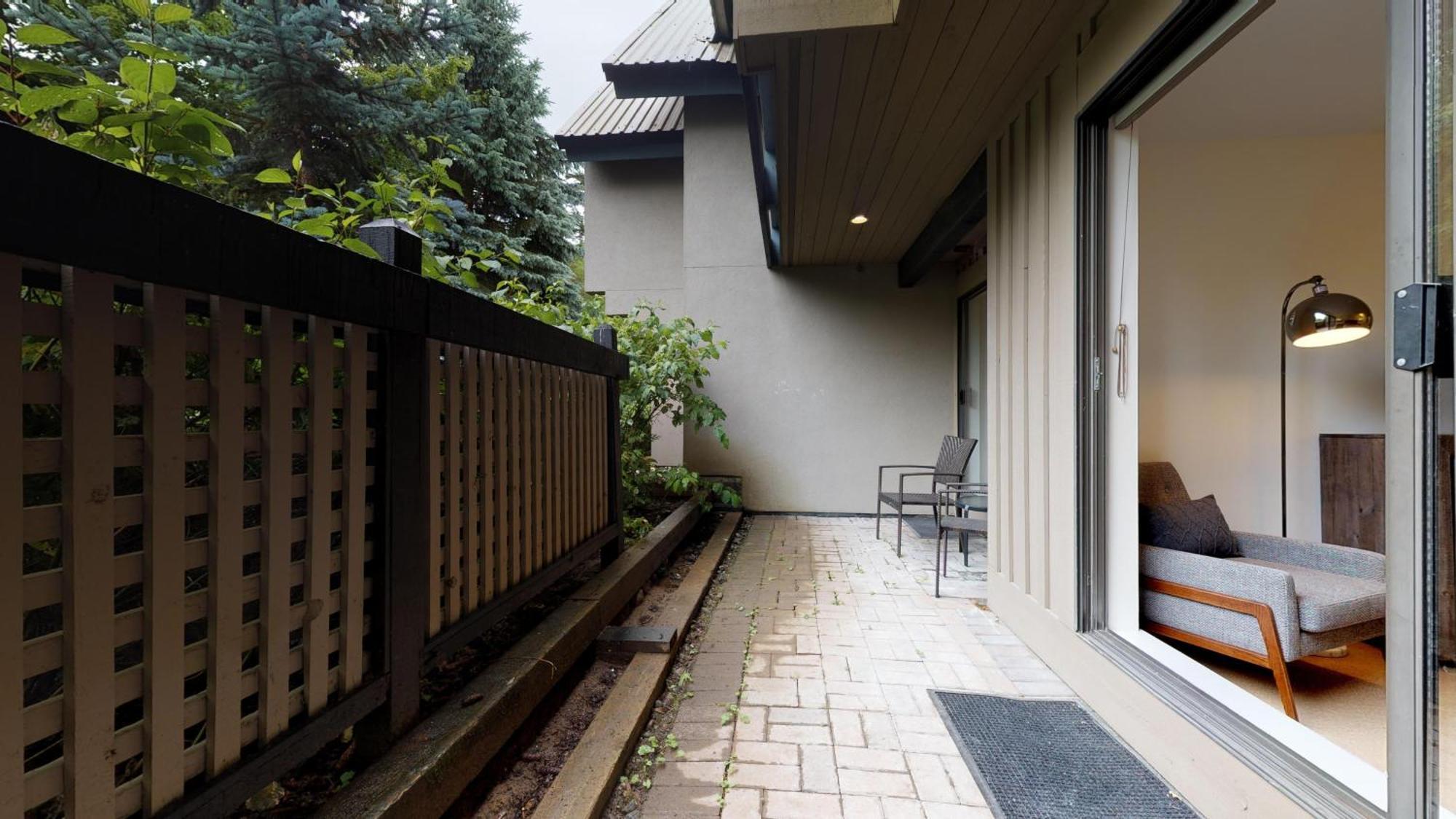 Foxglove 6 - The | 1-level Townhouse Walking Distance To Village & Close To Hill Holiday home Whistler