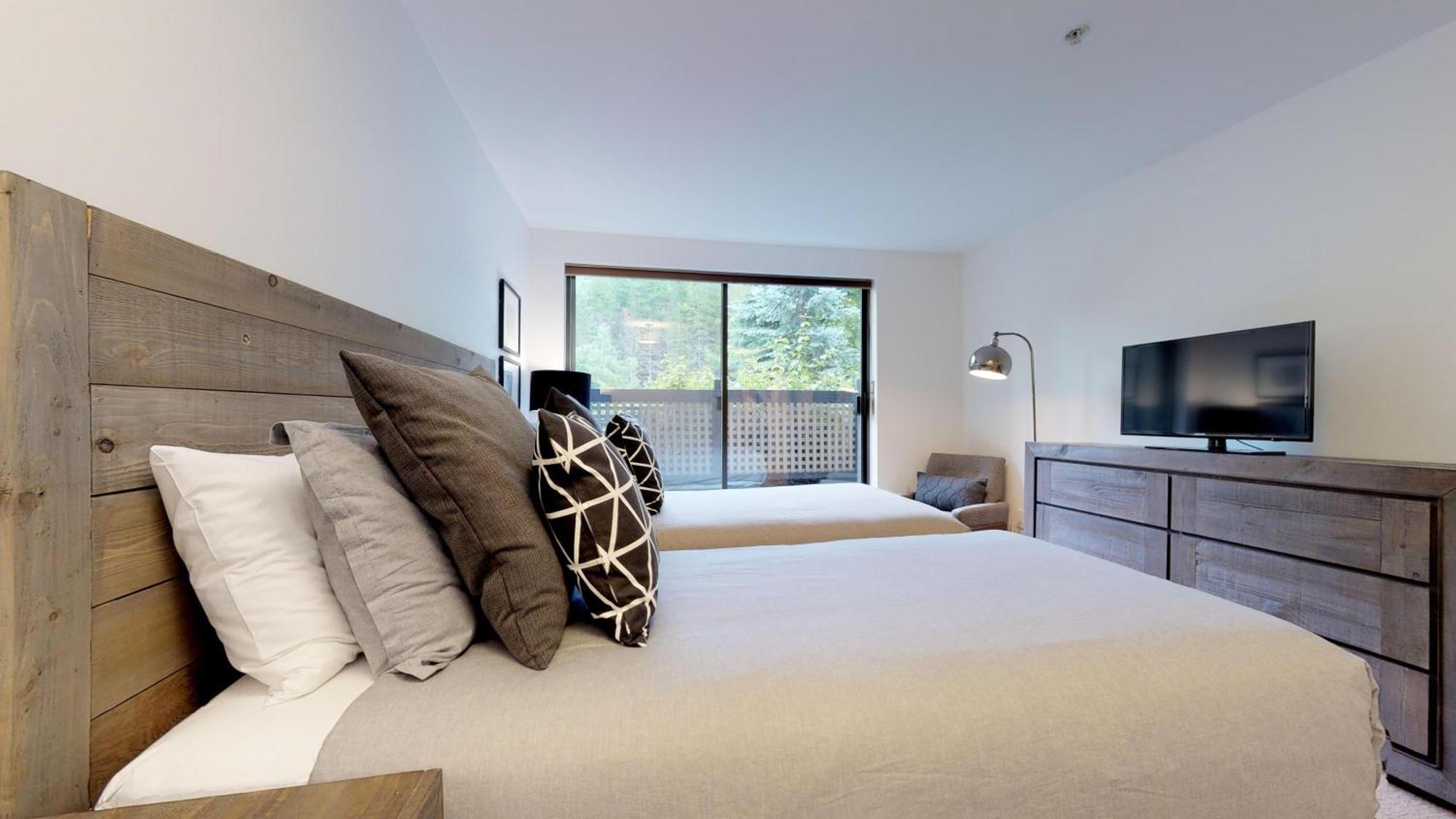Foxglove 6 - The | 1-level Townhouse Walking Distance To Village & Close To Hill * Whistler