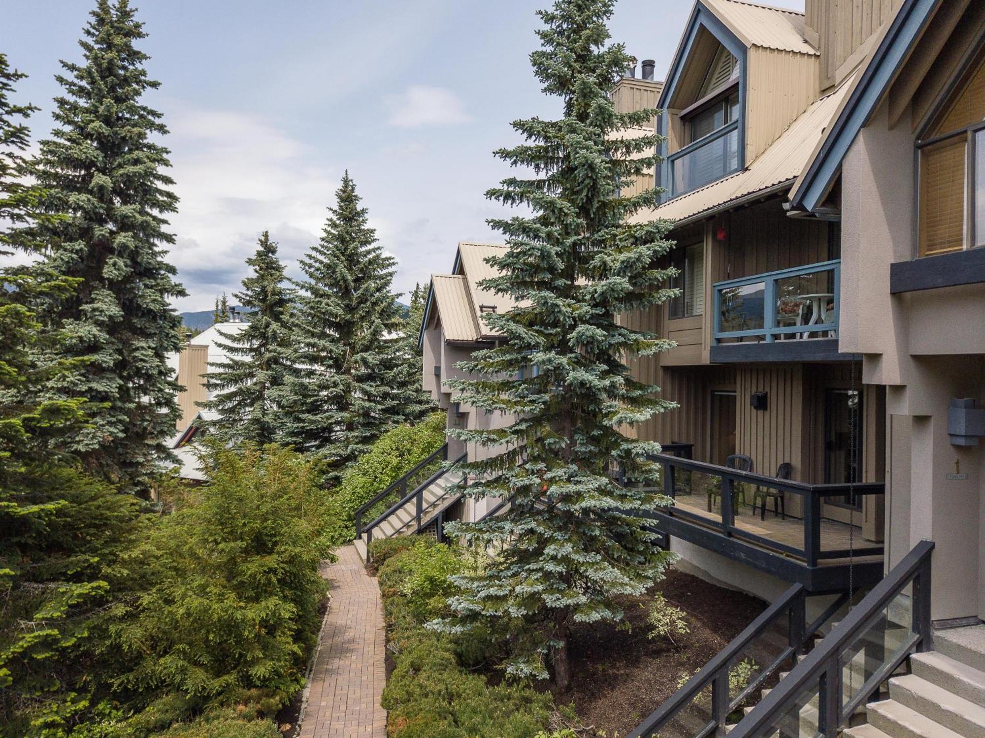 Foxglove 6 - The | 1-level Townhouse Walking Distance To Village & Close To Hill * Whistler