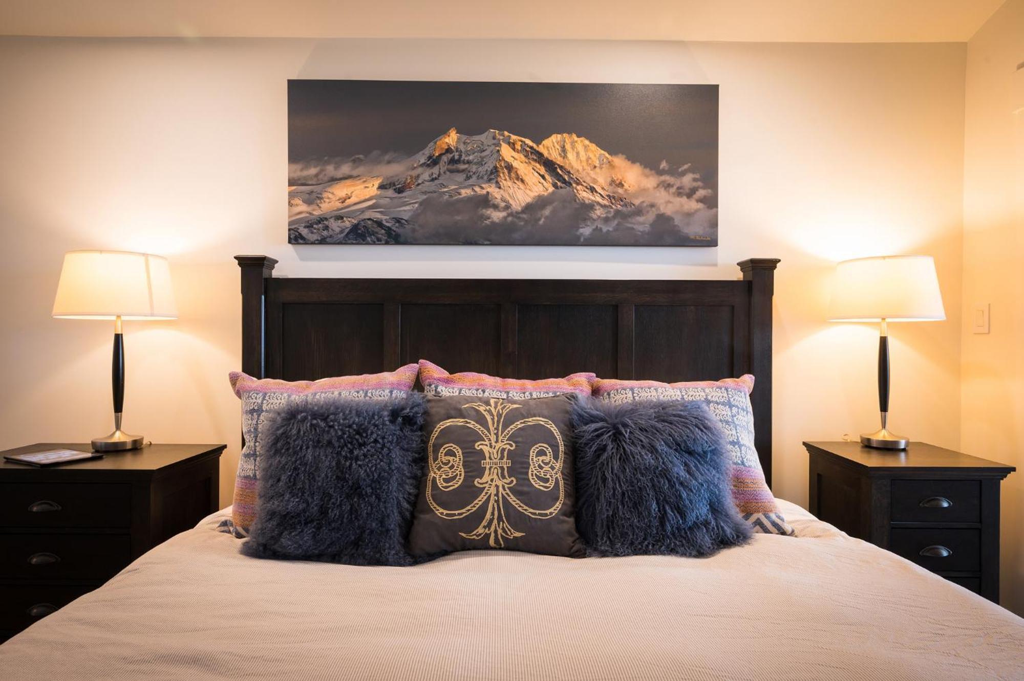 3br, Taluswood Heights, Luxury, Private Hot Tub, Ski-in Ski-out, By Harmony * Whistler