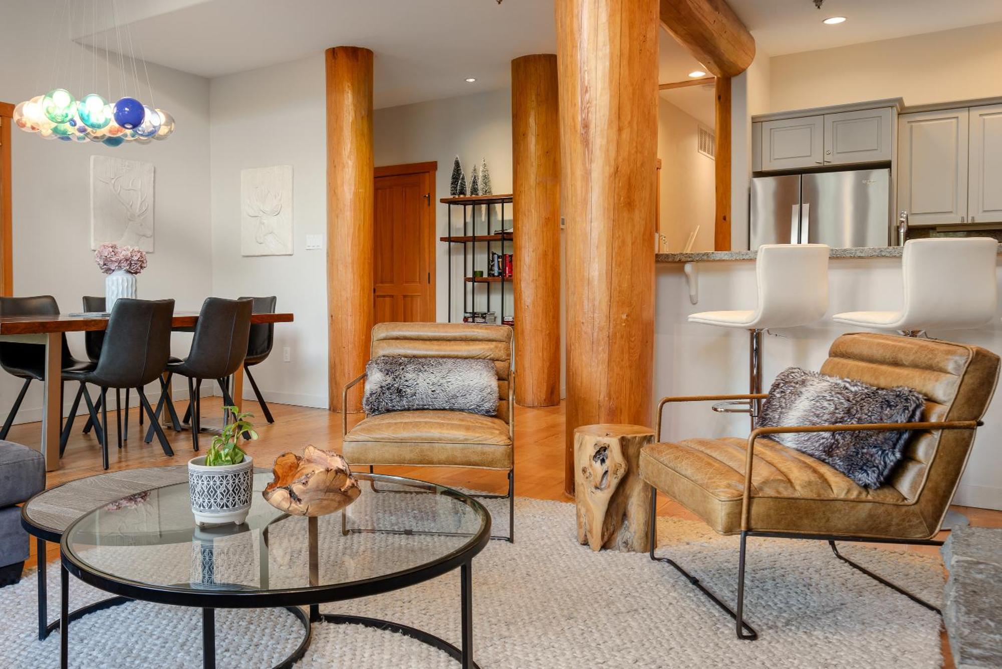 Luxury Mountain Retreat With Private Hot Tub By Harmony *