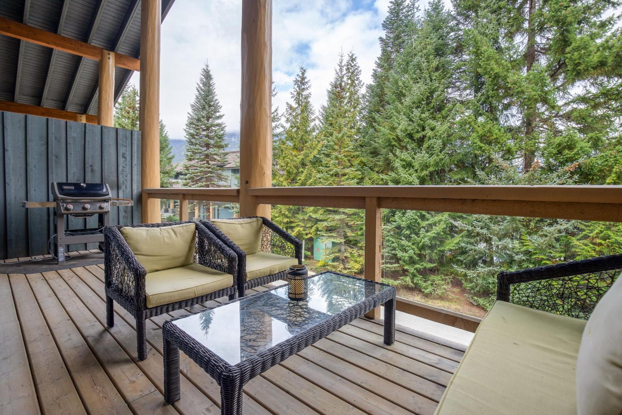 Luxury Mountain Retreat With Private Hot Tub By Harmony Holiday home