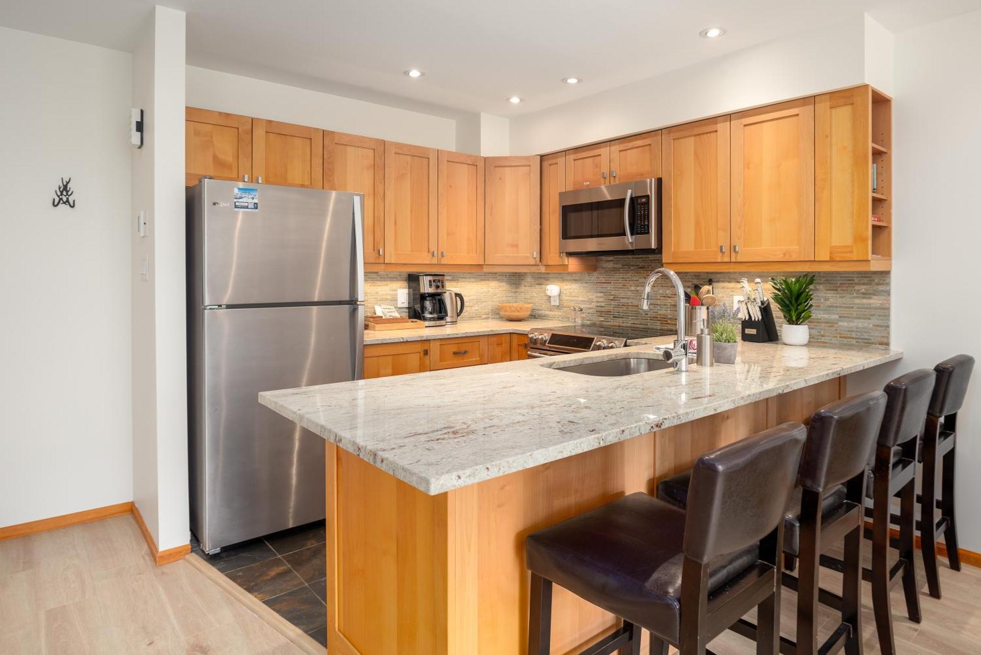 In Out 3br Townhome In Creekside By Harmony * Whistler