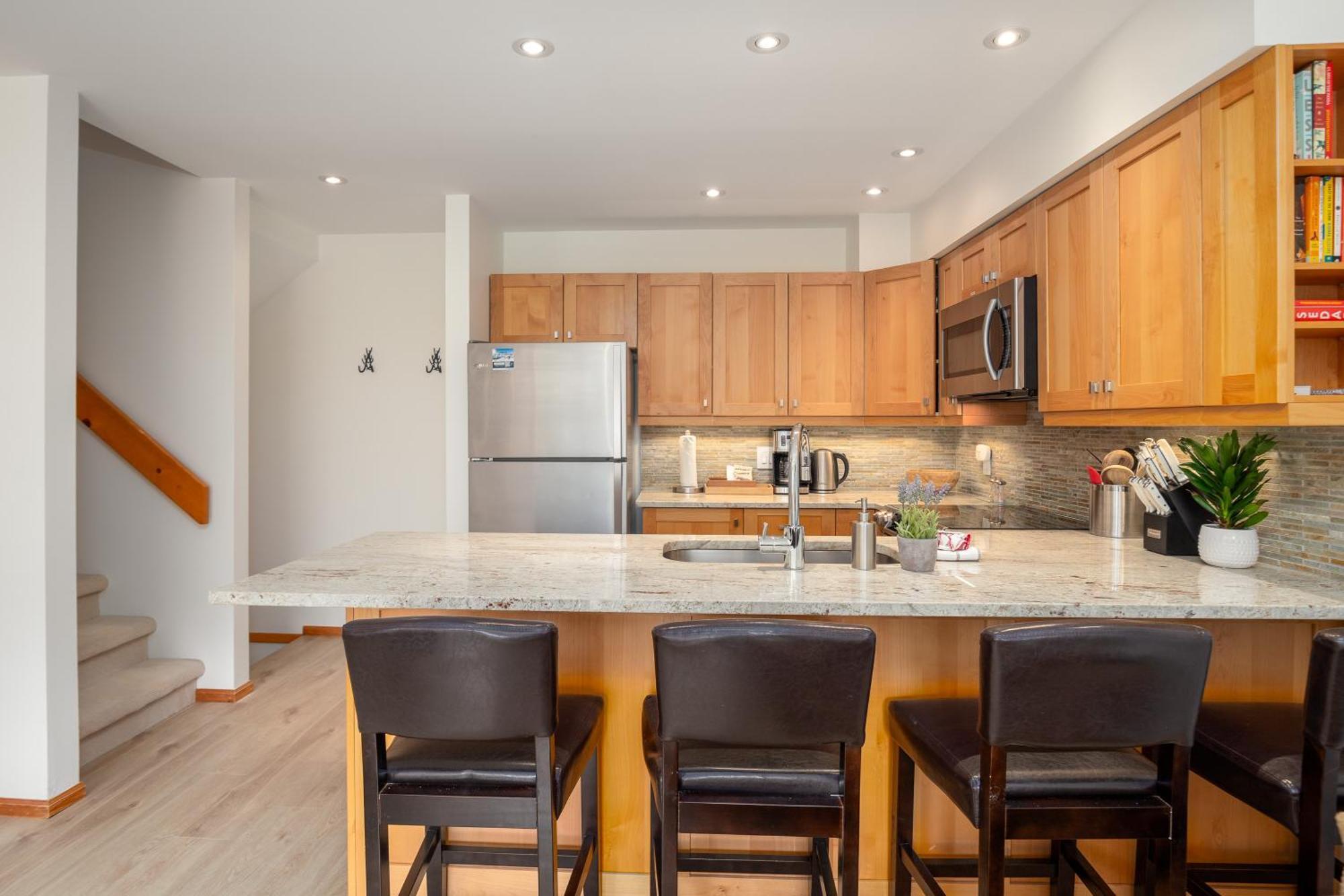 In Out 3br Townhome In Creekside By Harmony Whistler