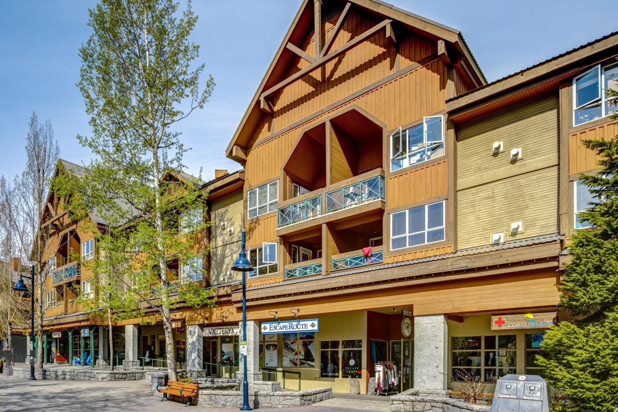 Apartment Marketplace *