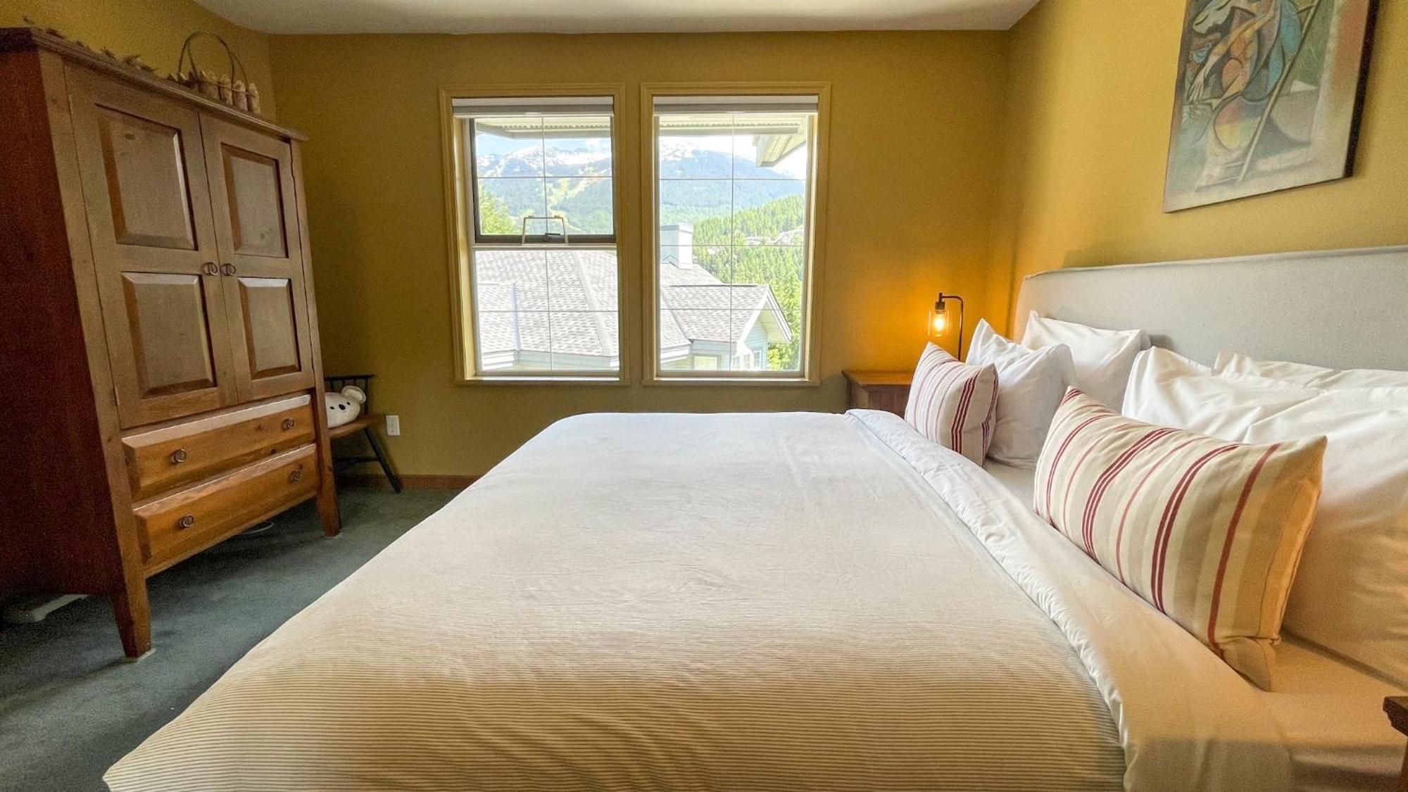 Floor With Mountain Views By Harmony Holiday home *