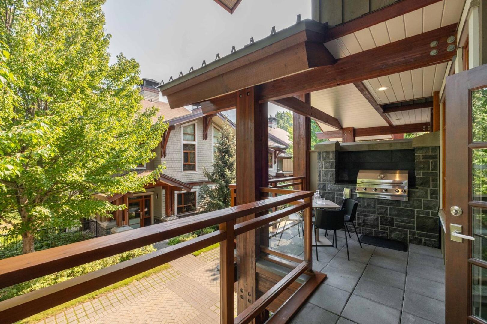 Fitzsimmons Walk By Outpost * Whistler