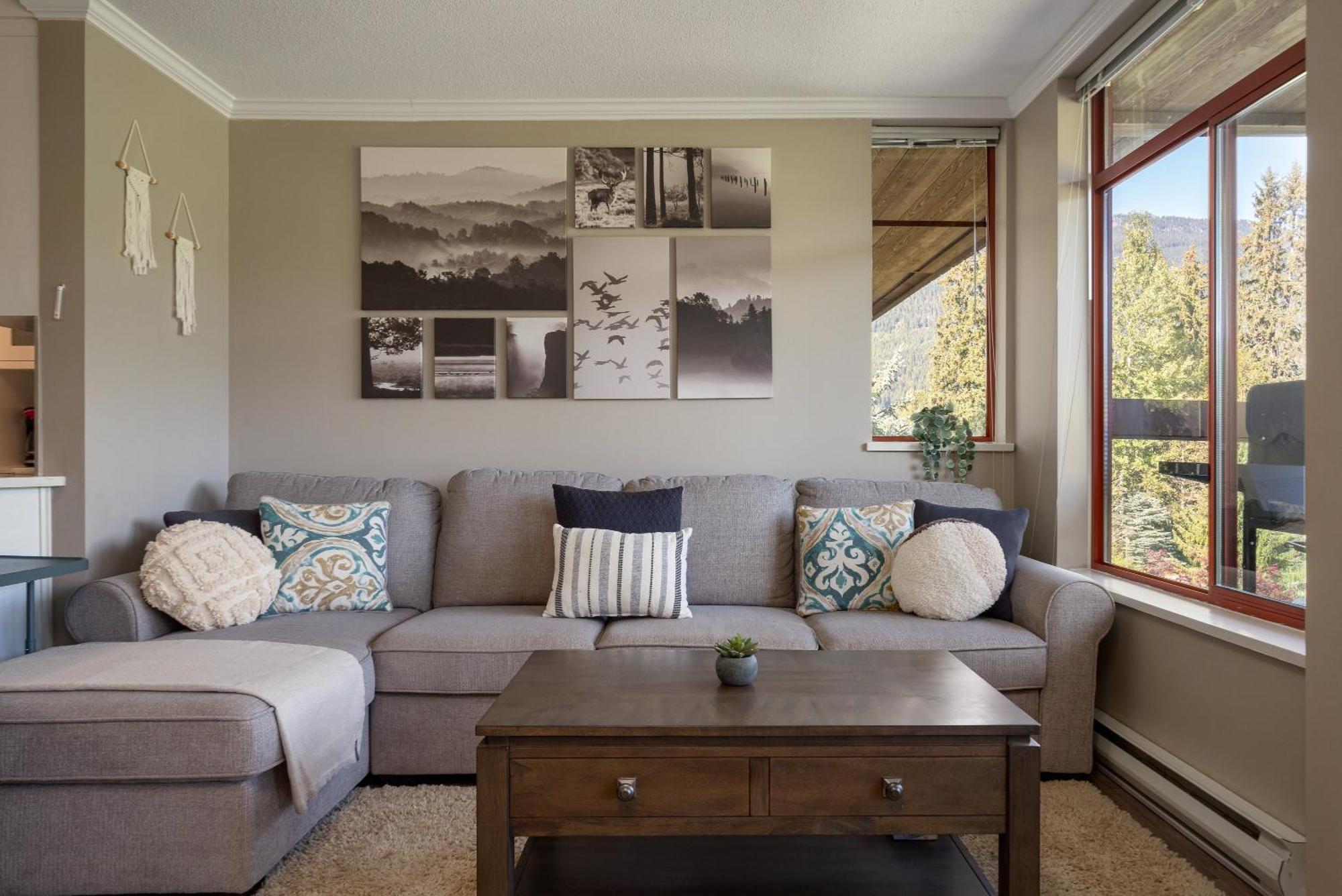 2br - Located In Beautifully Acclaimed Nicklaus North Golf Clubhouse * Whistler