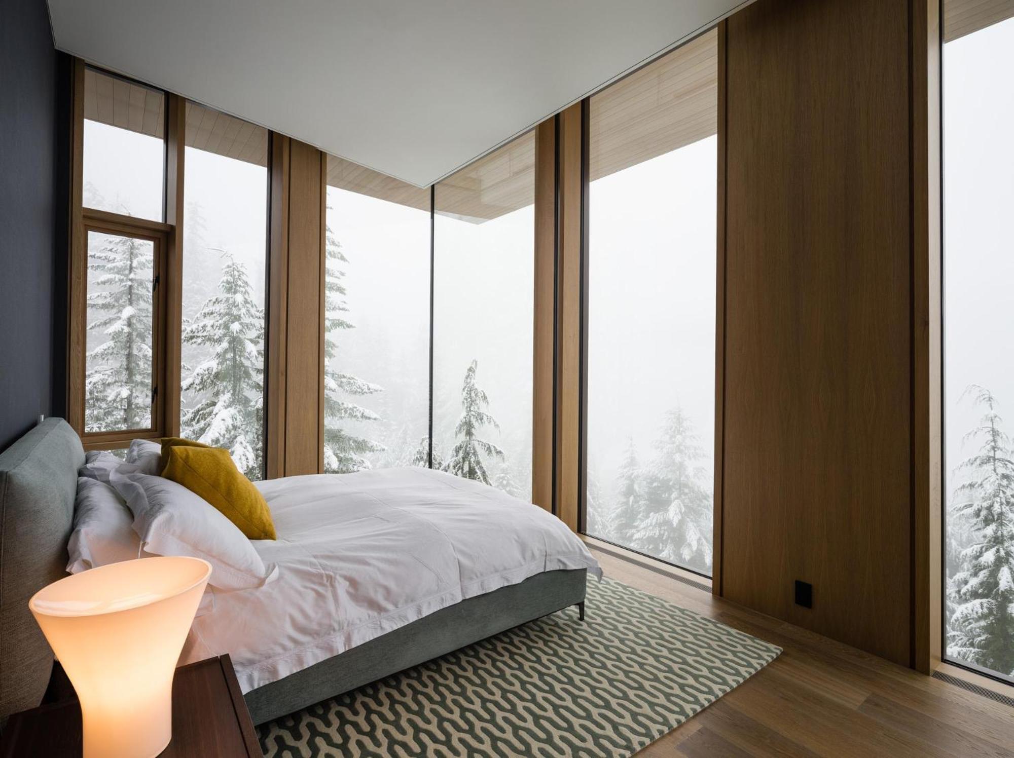 Holiday home Kadenwood Serenity Estate | Exquisite Luxury W/ Breathtaking Views, Hot Tub & Private Gondola