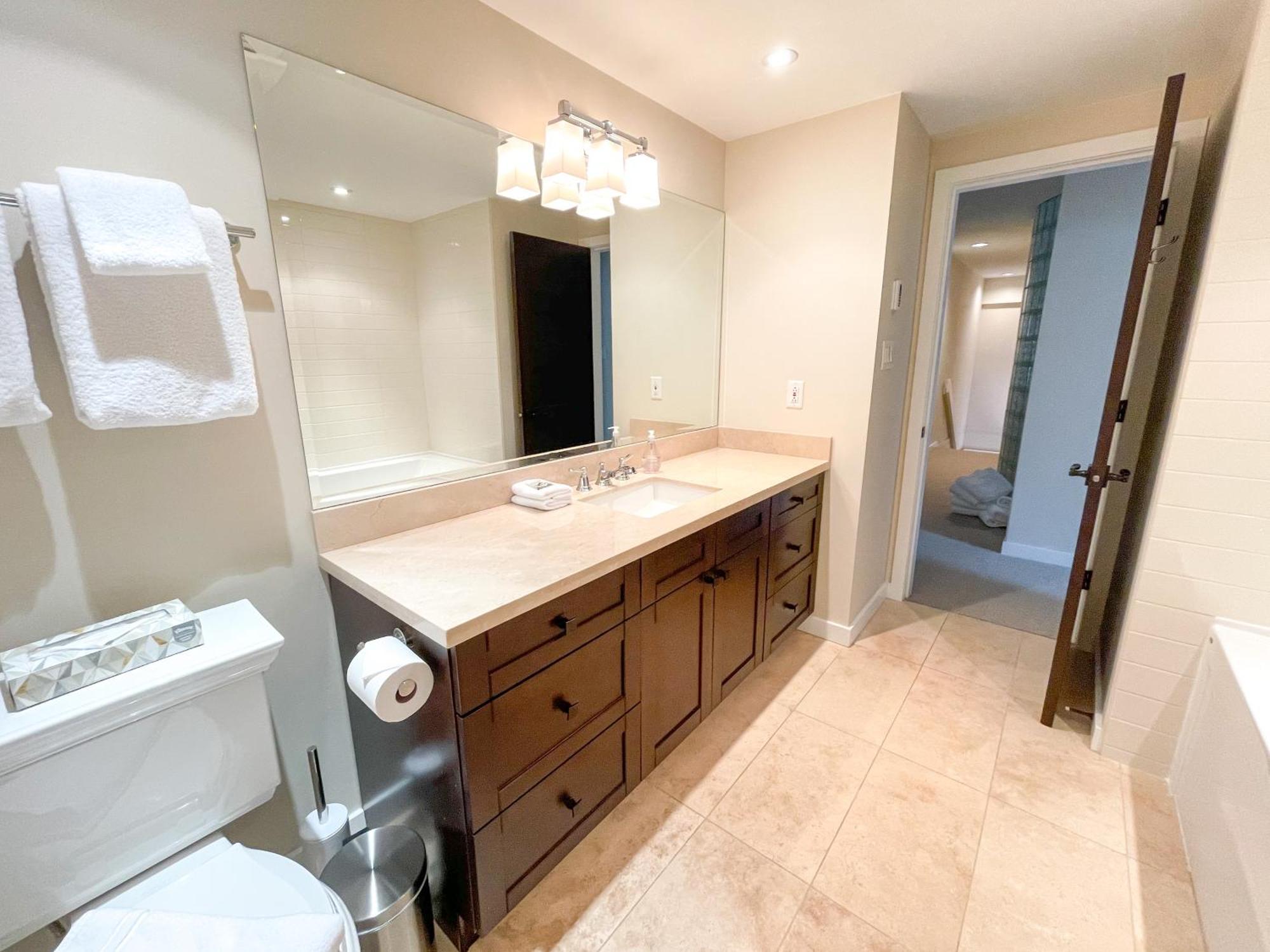 Modern With Forest Views By Harmony Holiday home Whistler