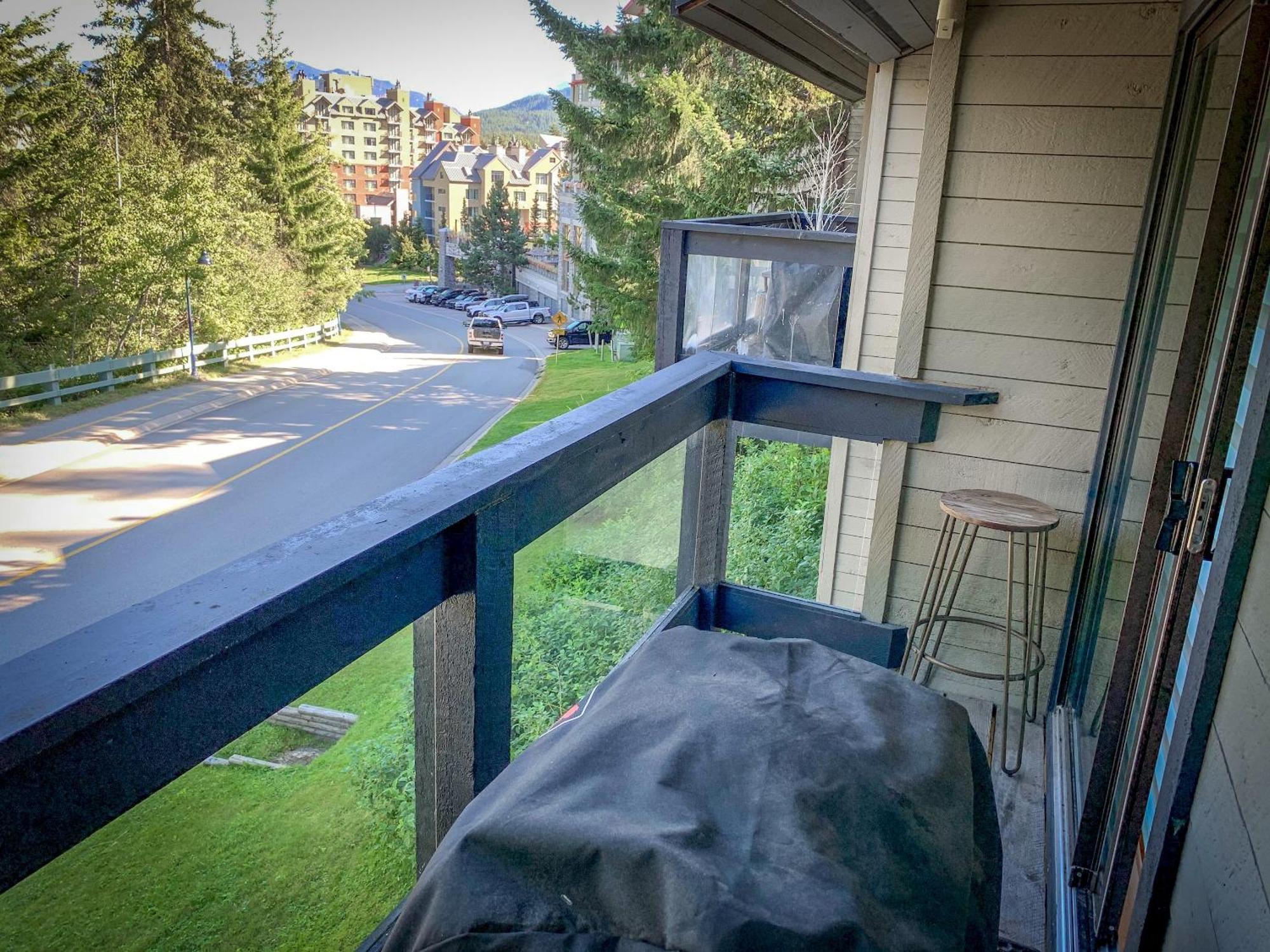 Telemark 25 Ski-in Ski-out Access Steps To Ski Lifts Renovated Townhome *