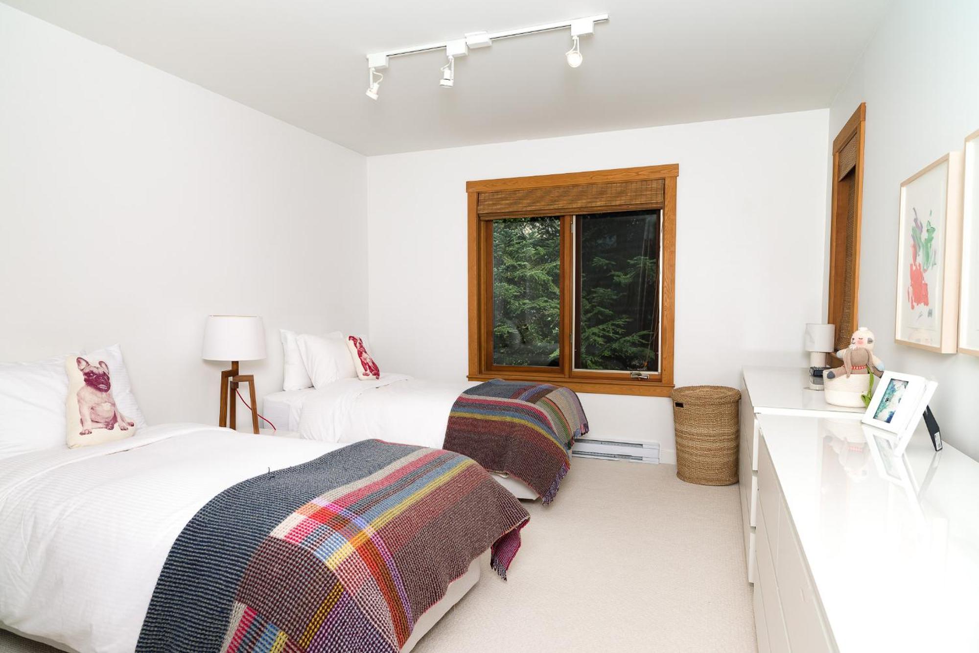 The Ridge 21 3 Bed3 Bath Luxury Townhouse Ski-inout Hot Tub Parking Incl *