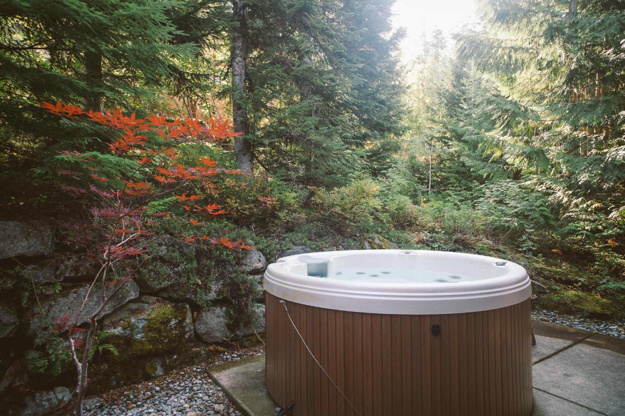 The Ridge 21 3 Bed3 Bath Luxury Townhouse Ski-inout Hot Tub Parking Incl Chalet *