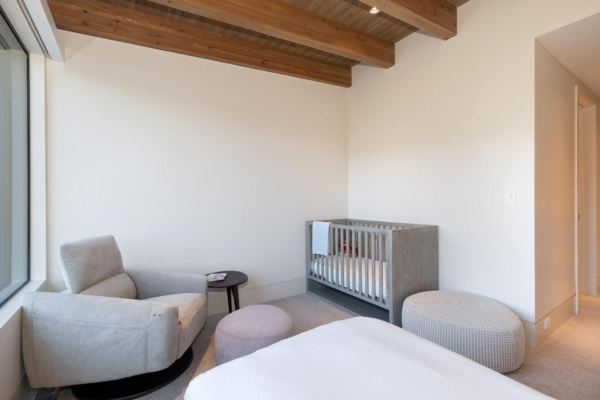 Kadenwood Bellevue Holiday home *