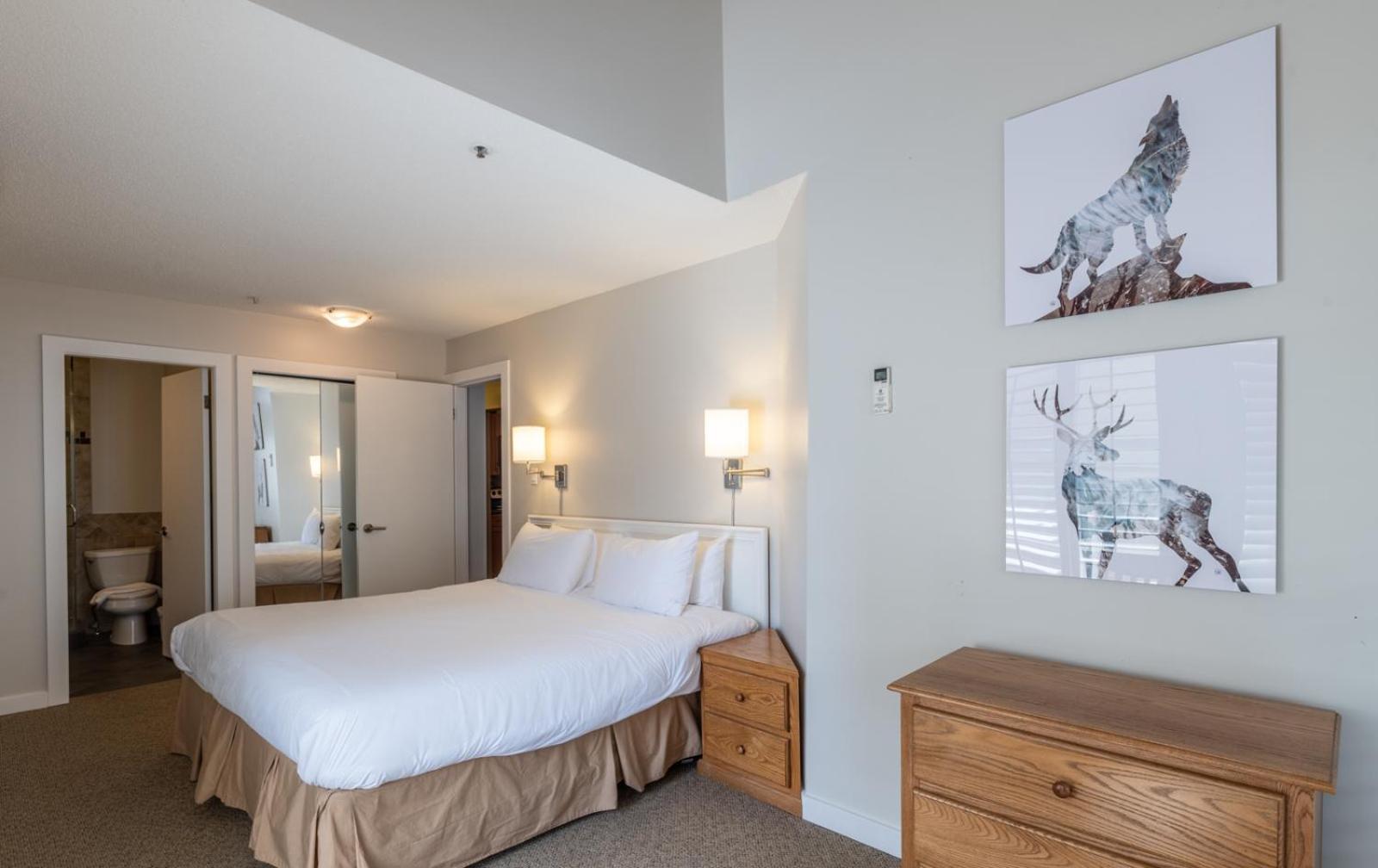 Renovated In Out 2 Bedroom 1 Bedroom Enclosed Loft Whistler