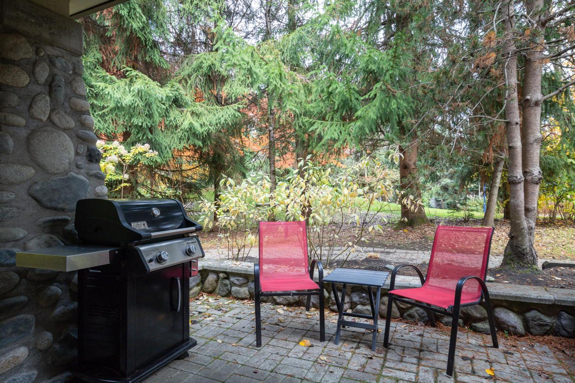 Holiday home 1br Village Location With Pool And Hot Tub By Harmony *