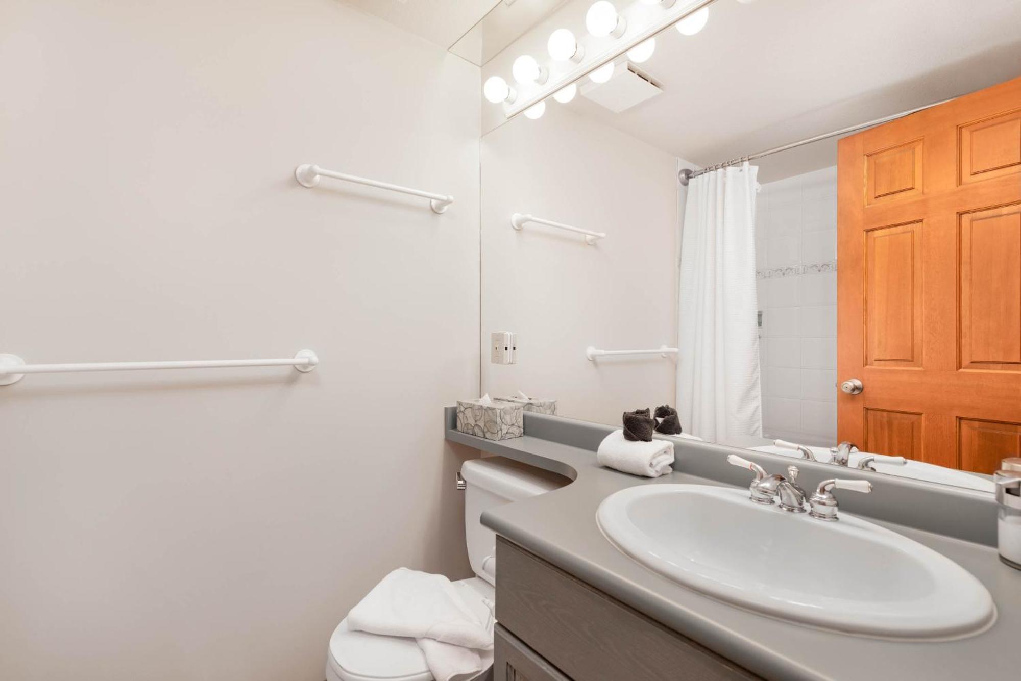 Apartment Stoney Creek Sunpath By Premier Whistler