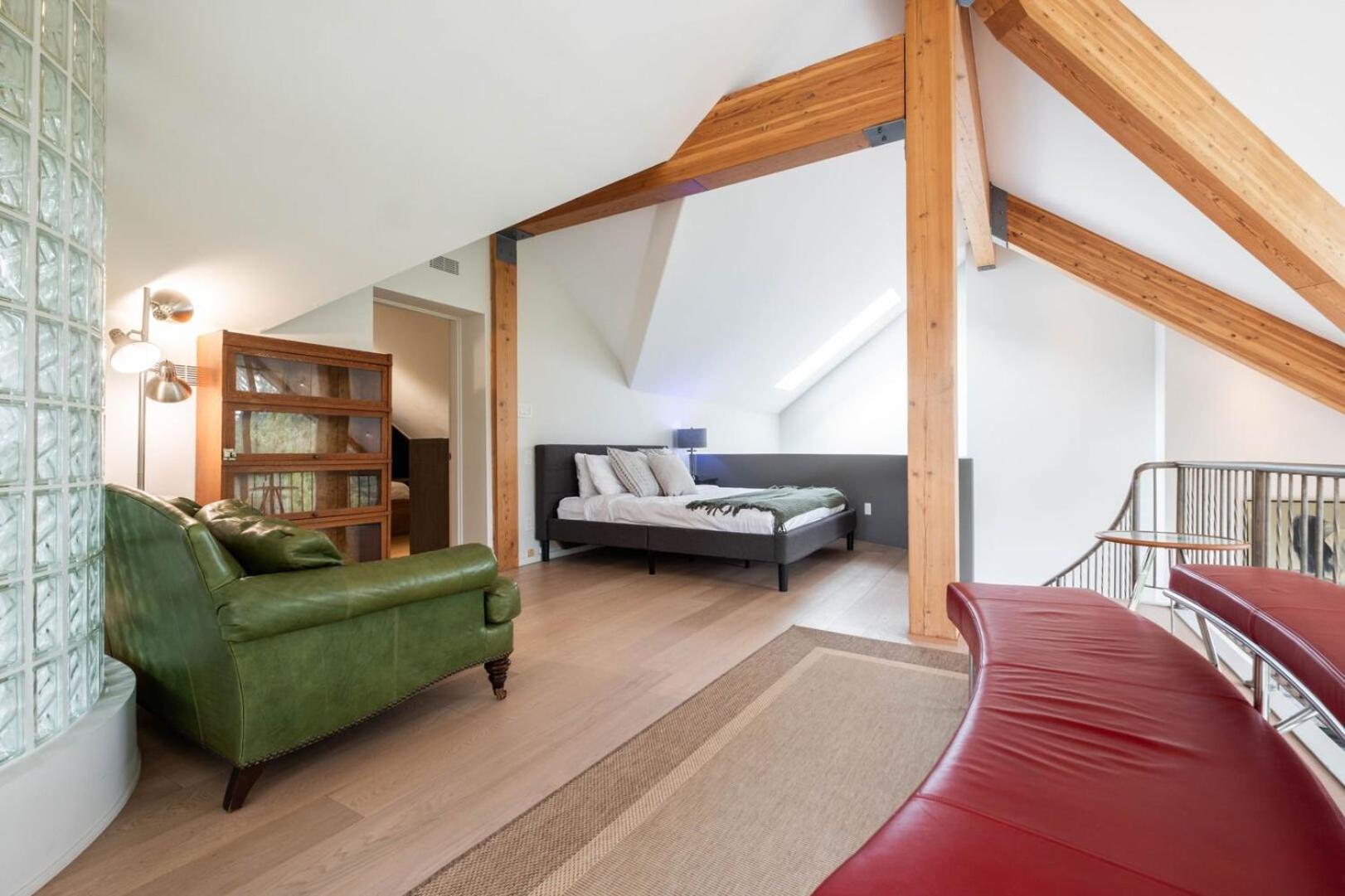 Chalet Nighthawk Lane By Outpost Whistler